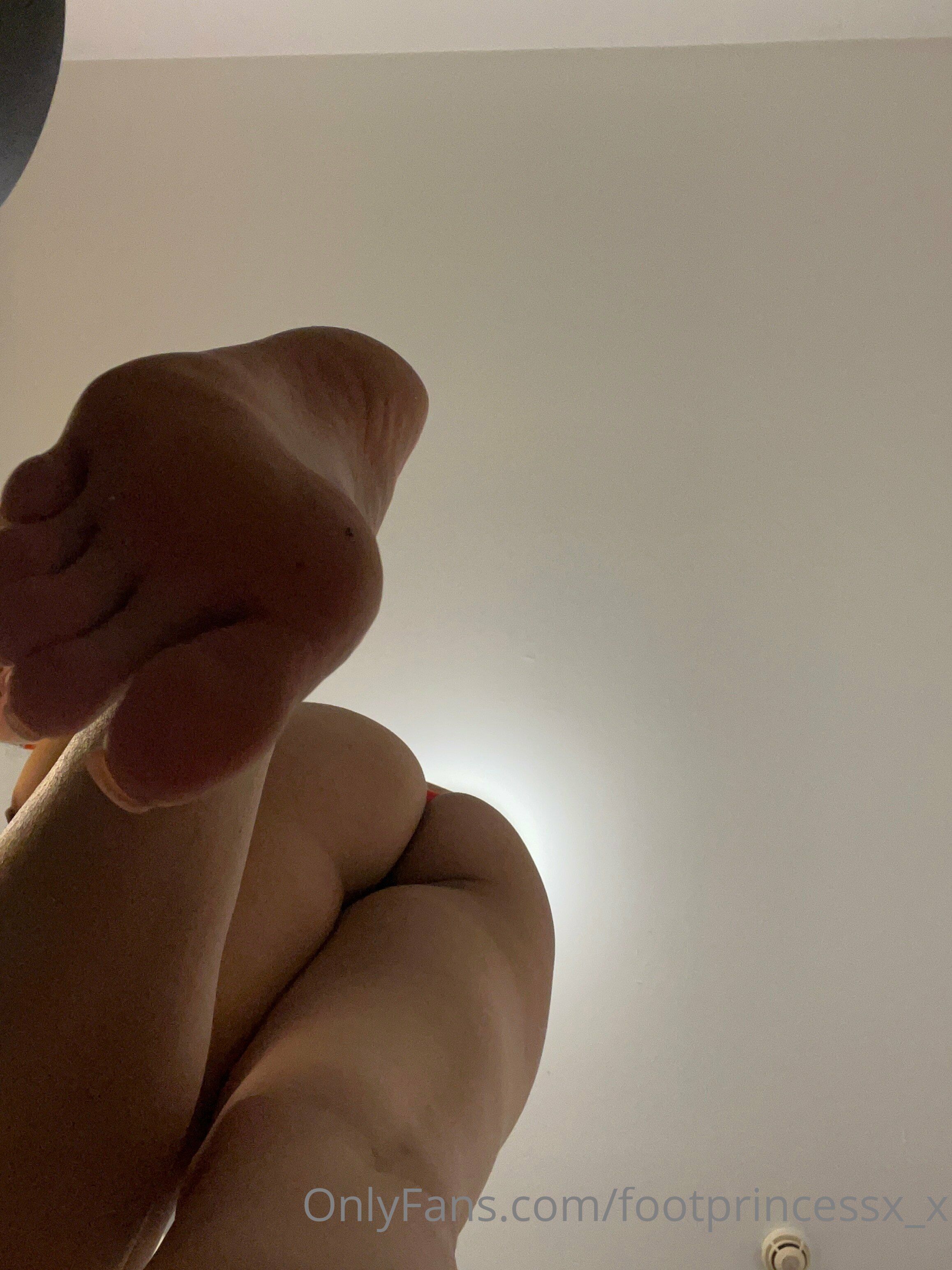 footprincessx_x feet