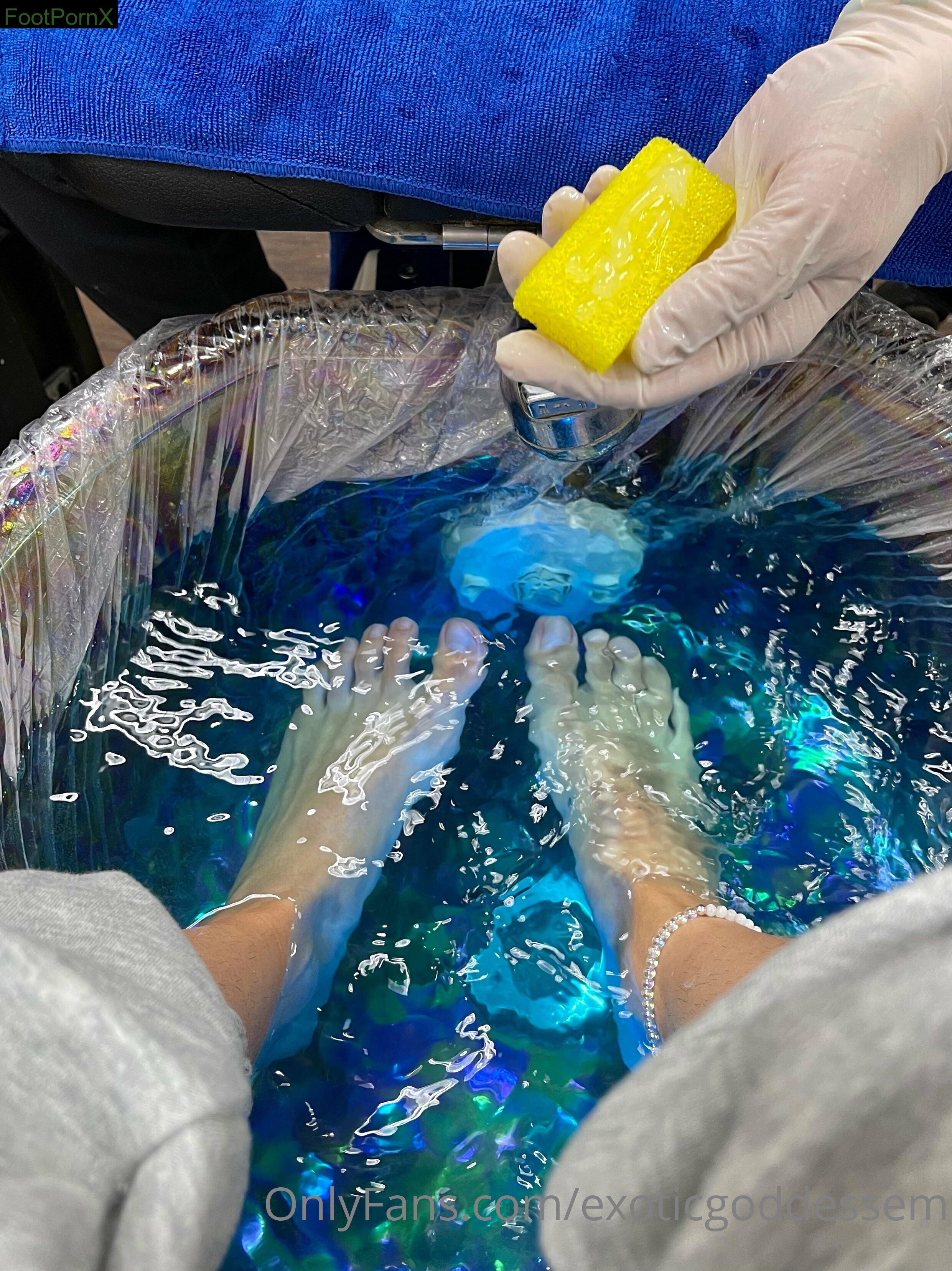 exoticgoddessem feet