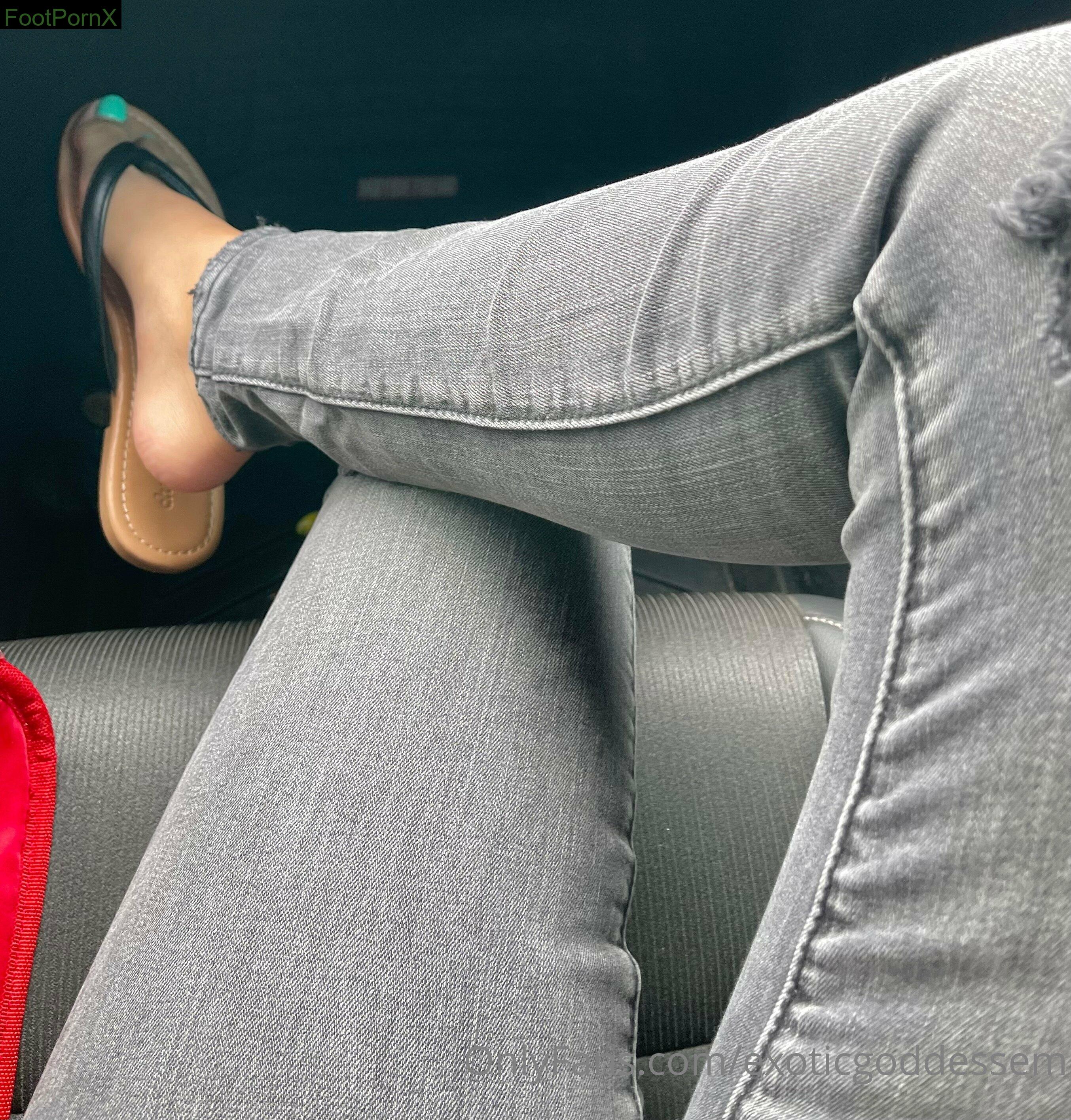 exoticgoddessem feet