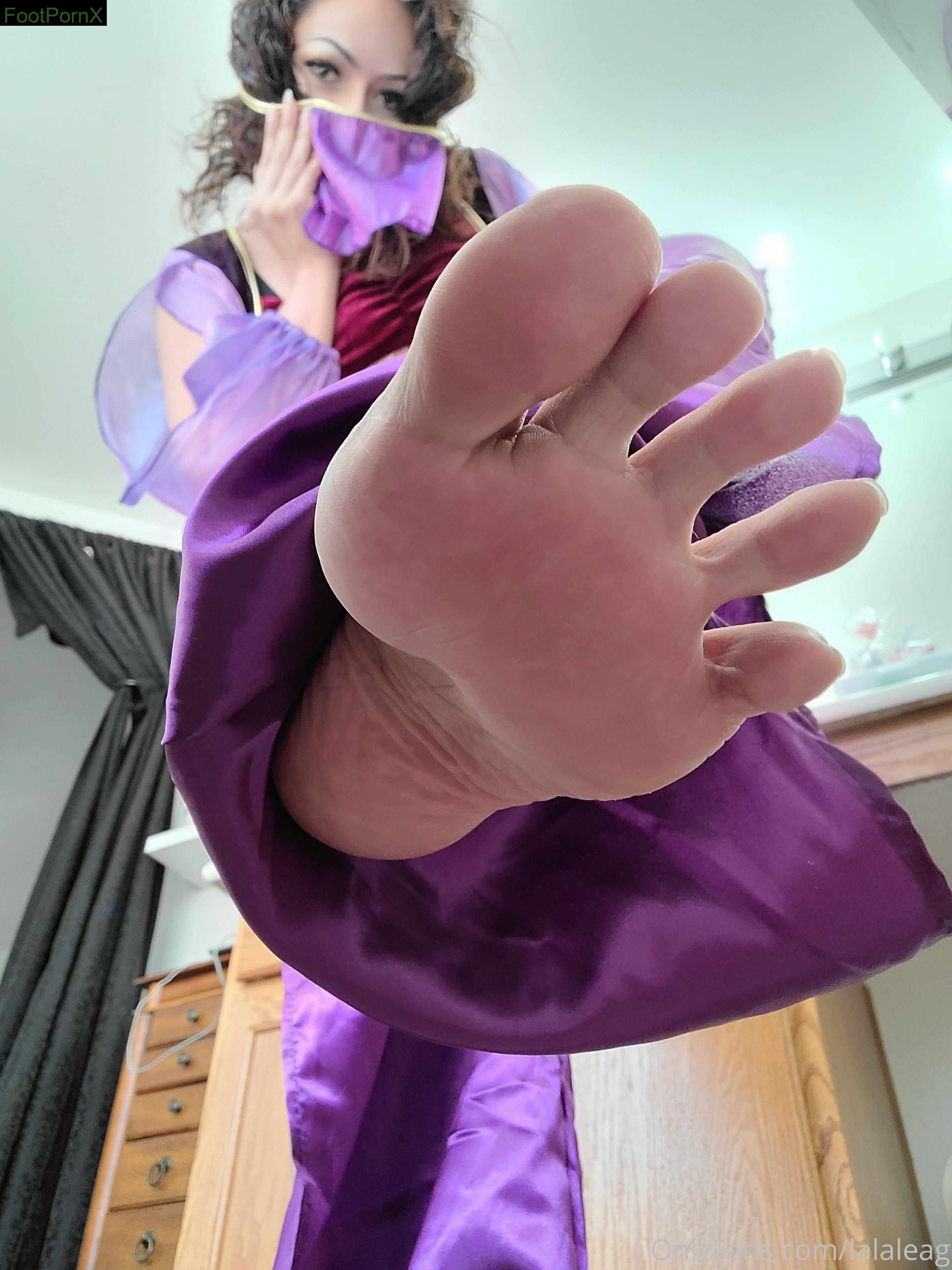 moon_soles2 feet