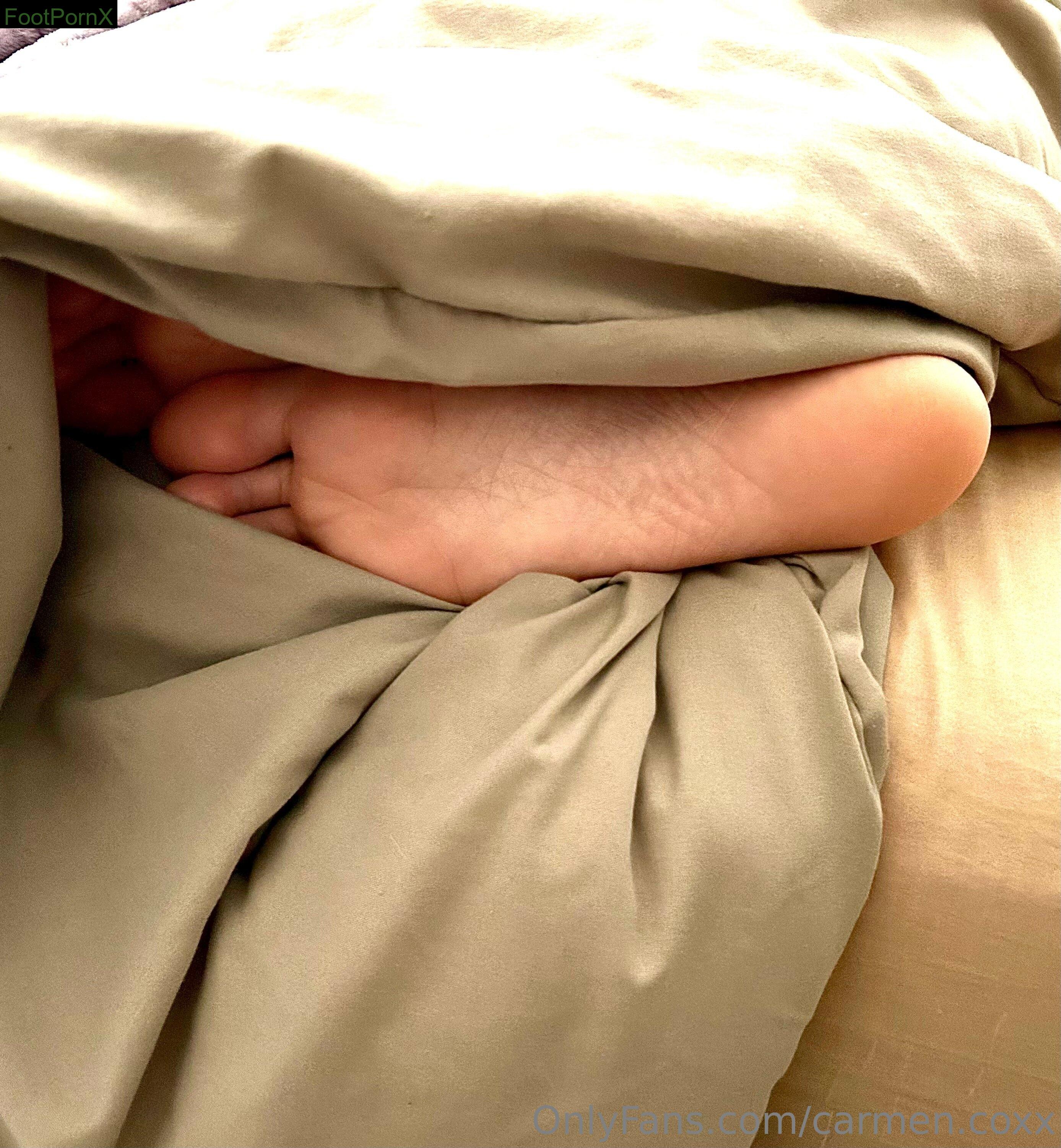 carmen.coxx feet