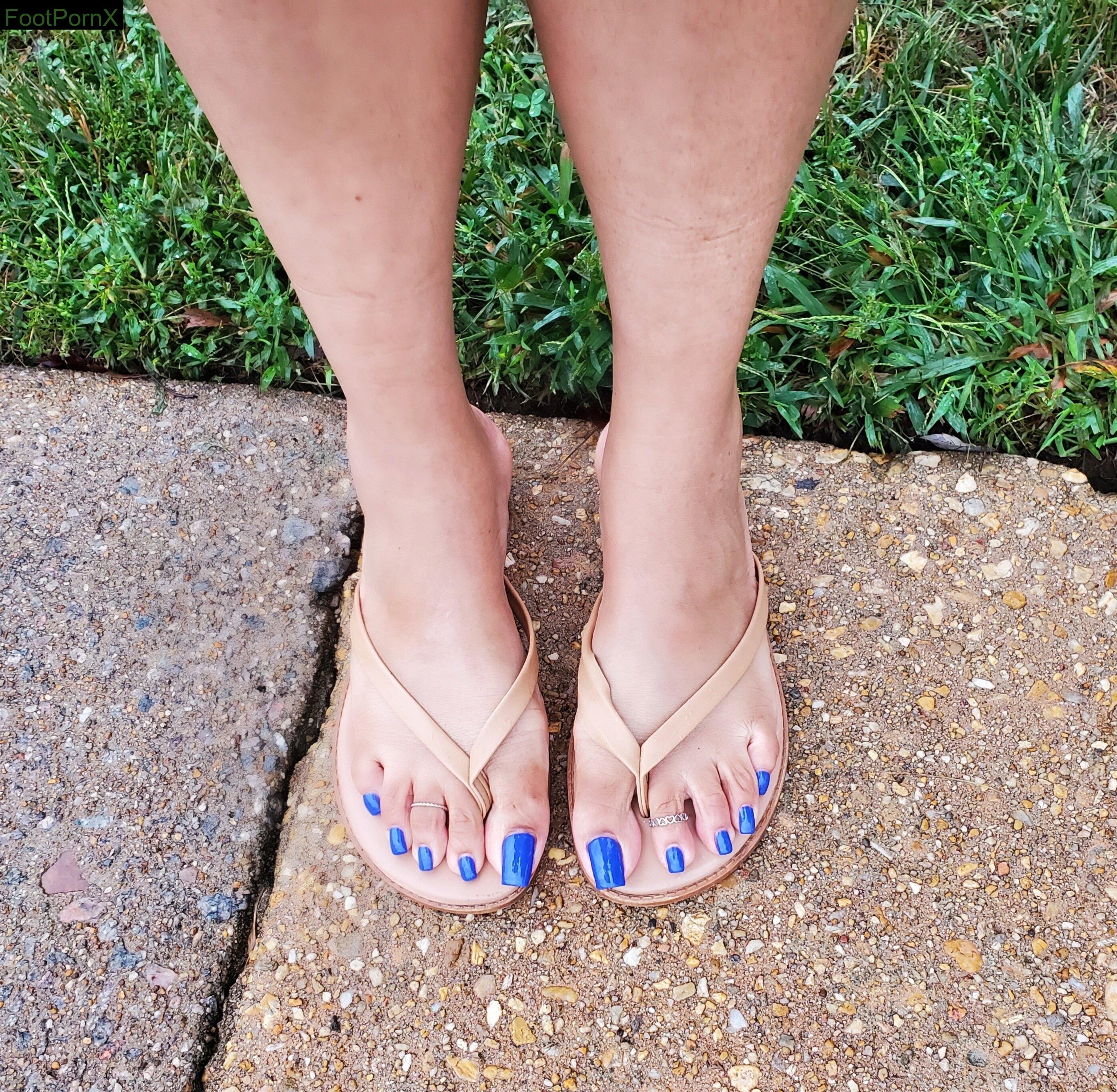 thedcfootqueen feet