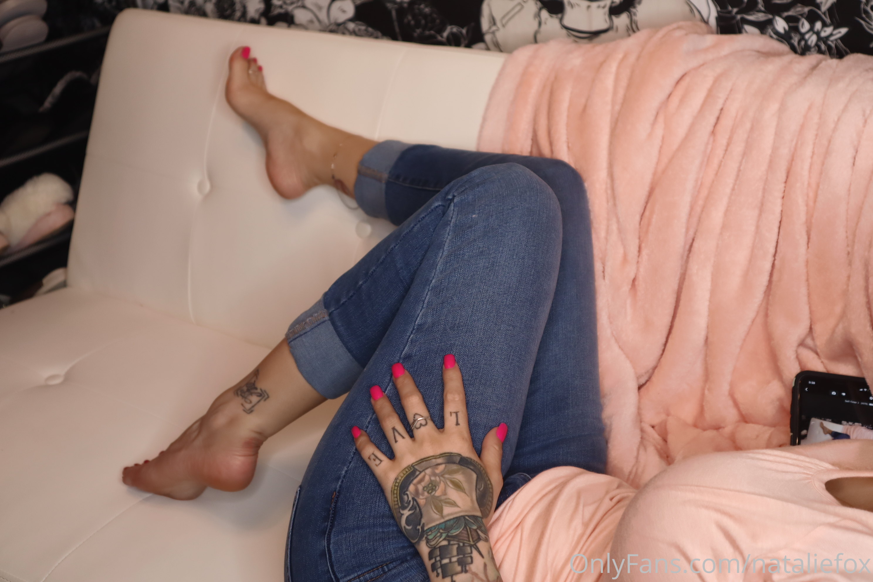 nataliefox feet