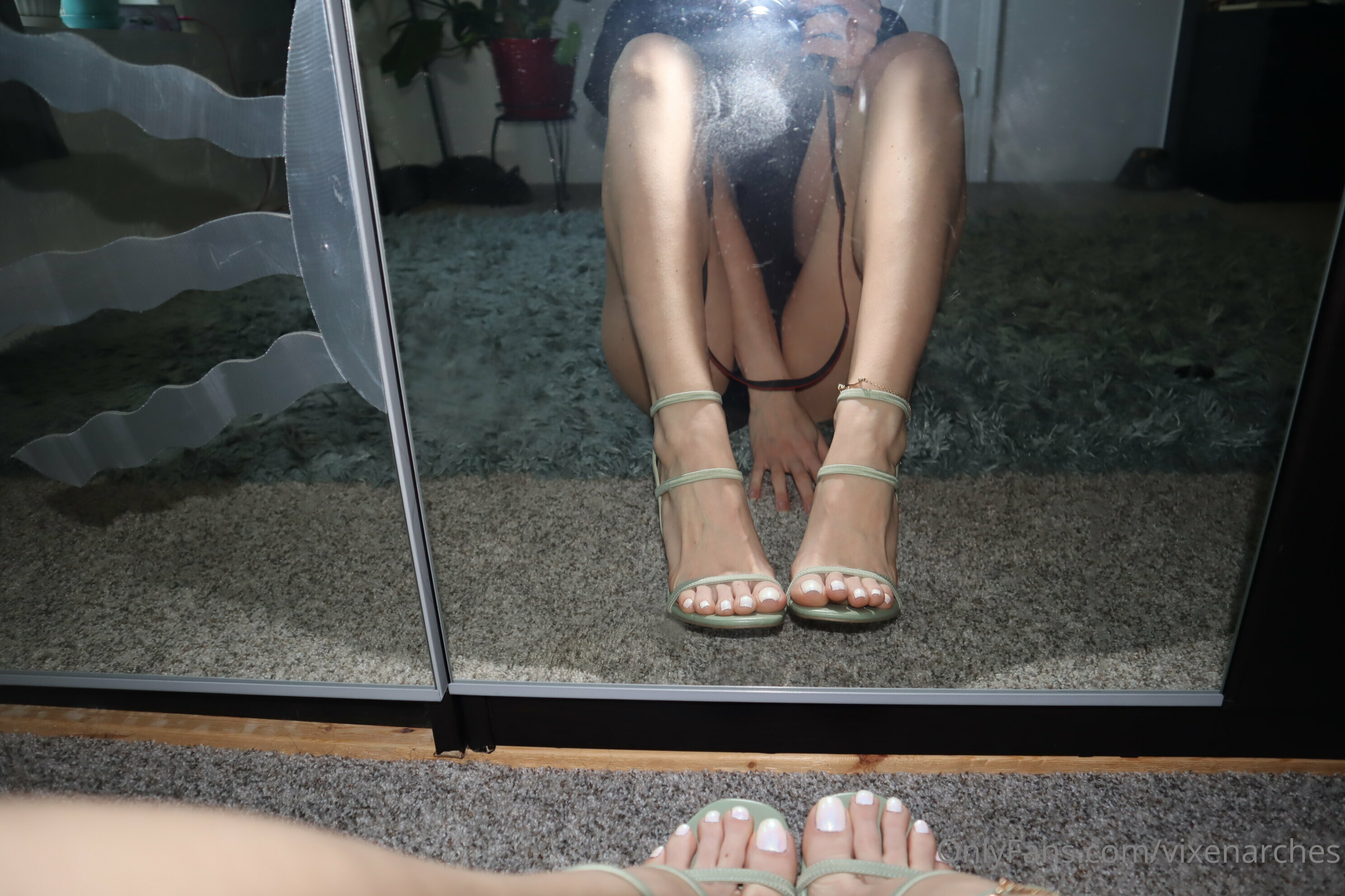 vixenarches feet