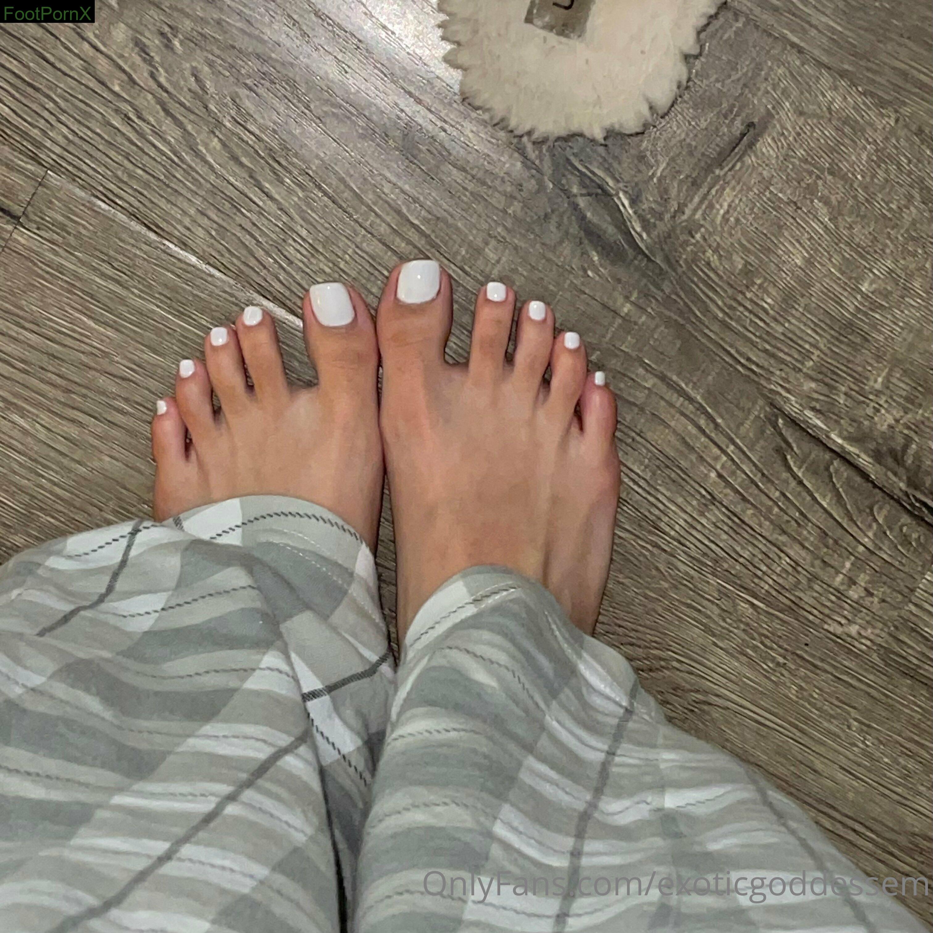 exoticgoddessem feet