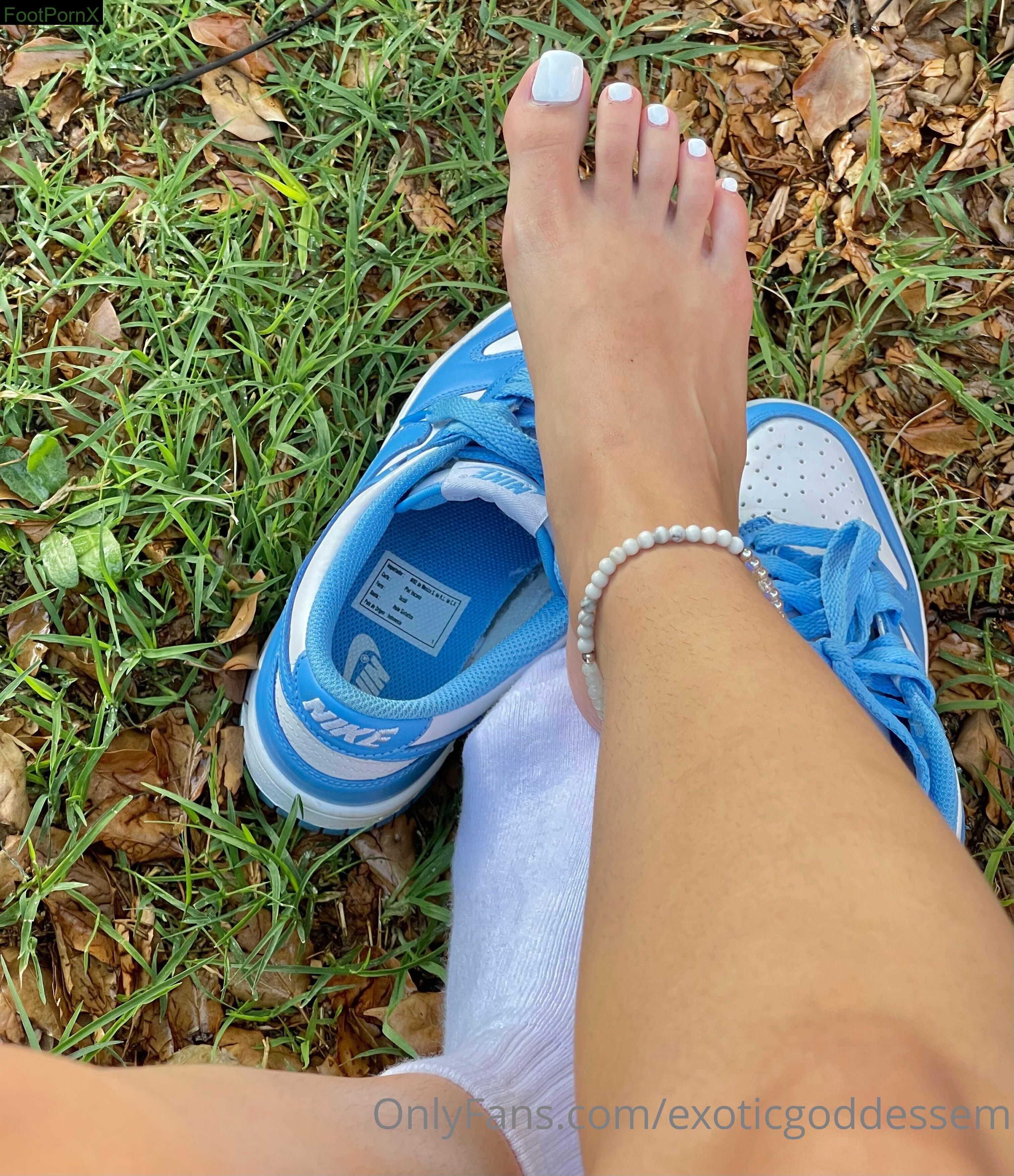 exoticgoddessem feet