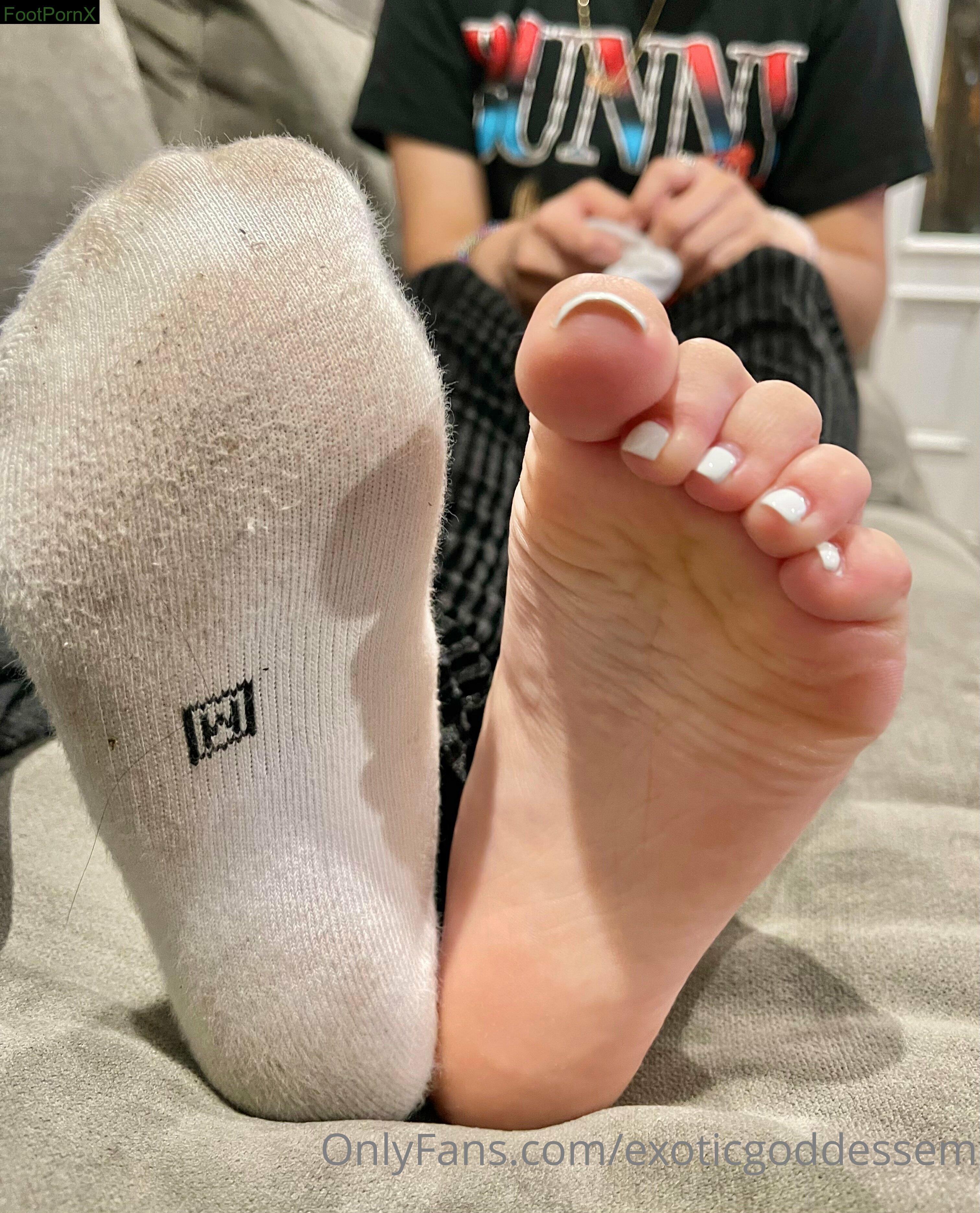 exoticgoddessem feet