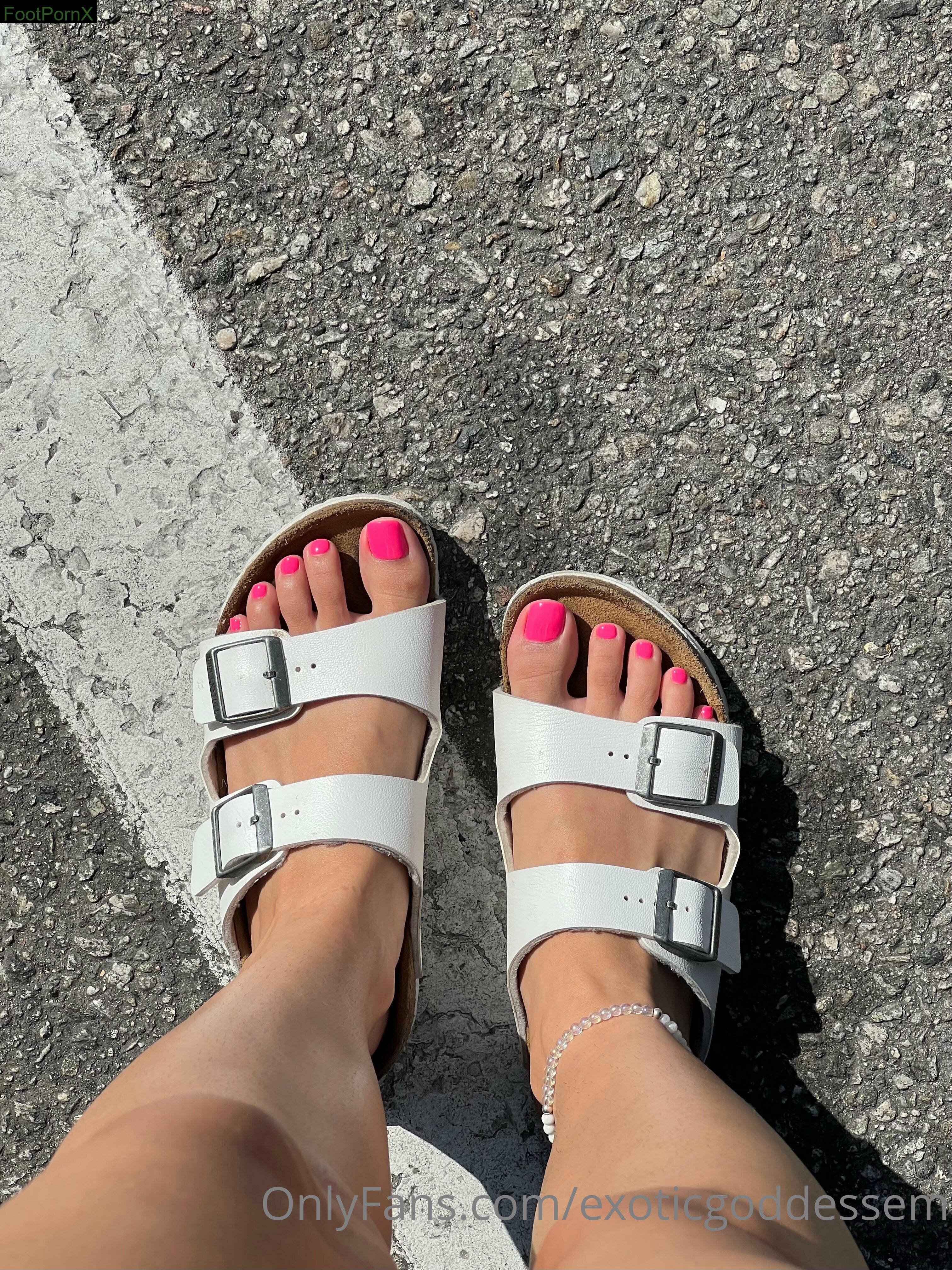 exoticgoddessem feet
