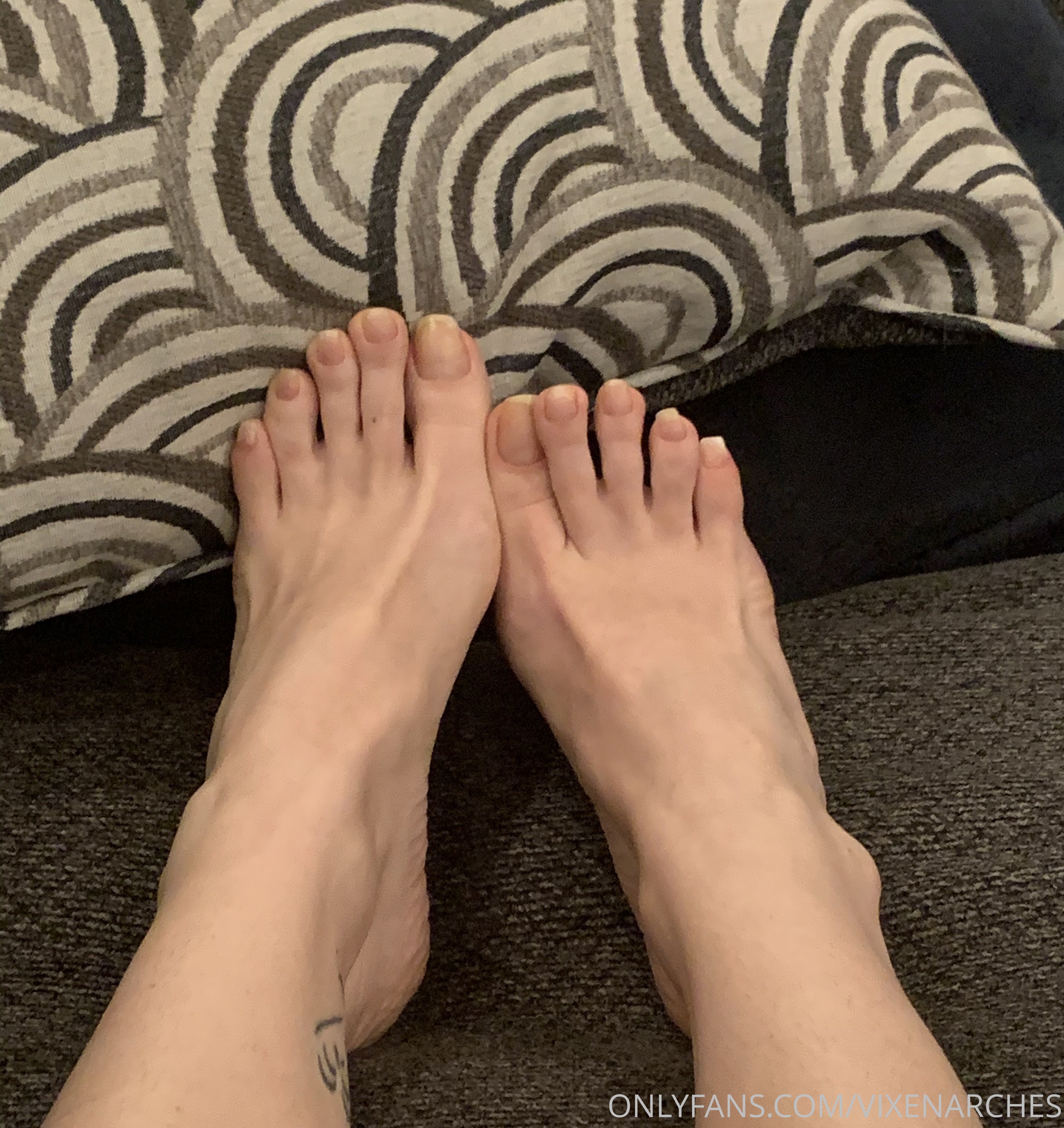 vixenarches feet