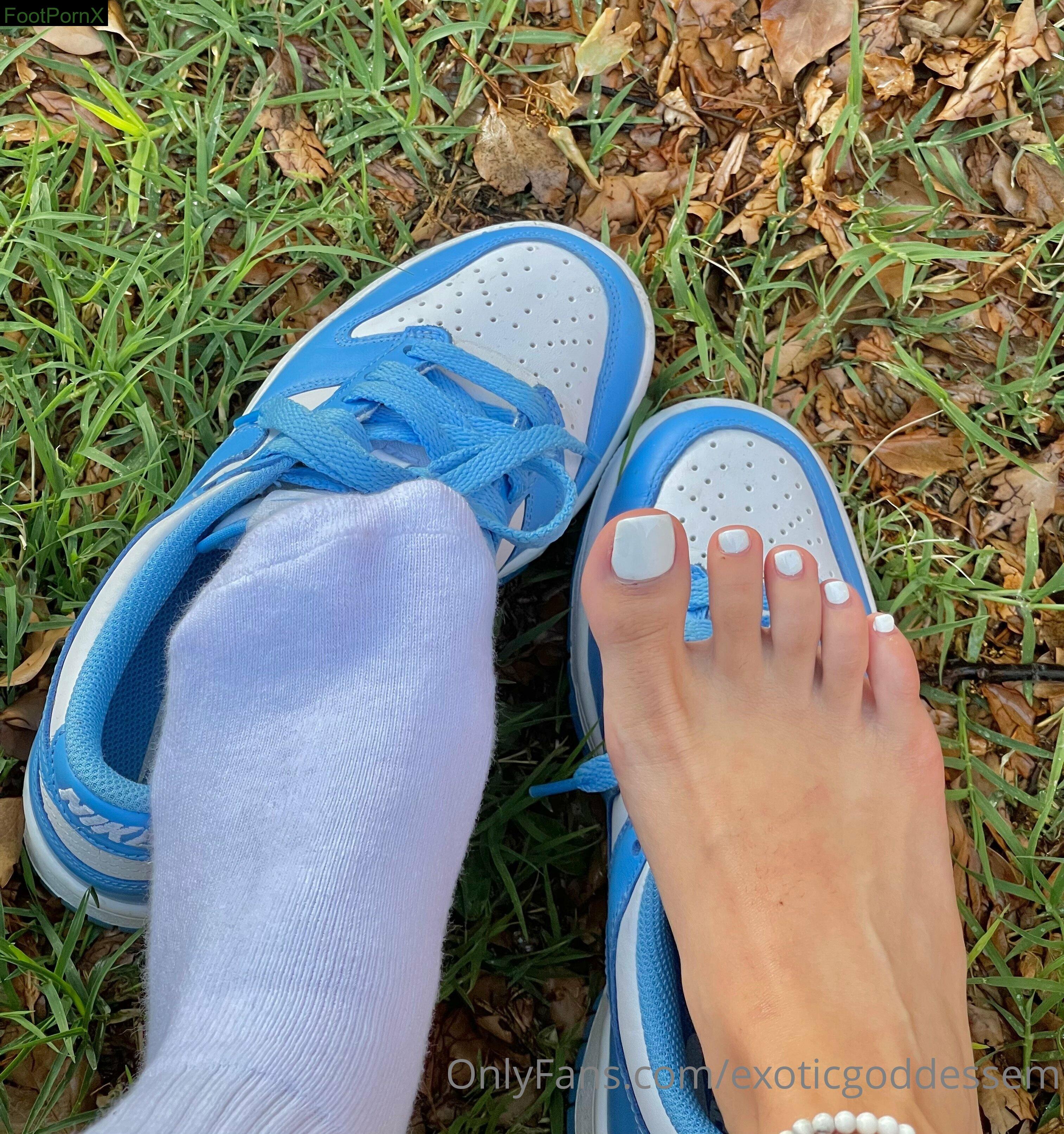 exoticgoddessem feet