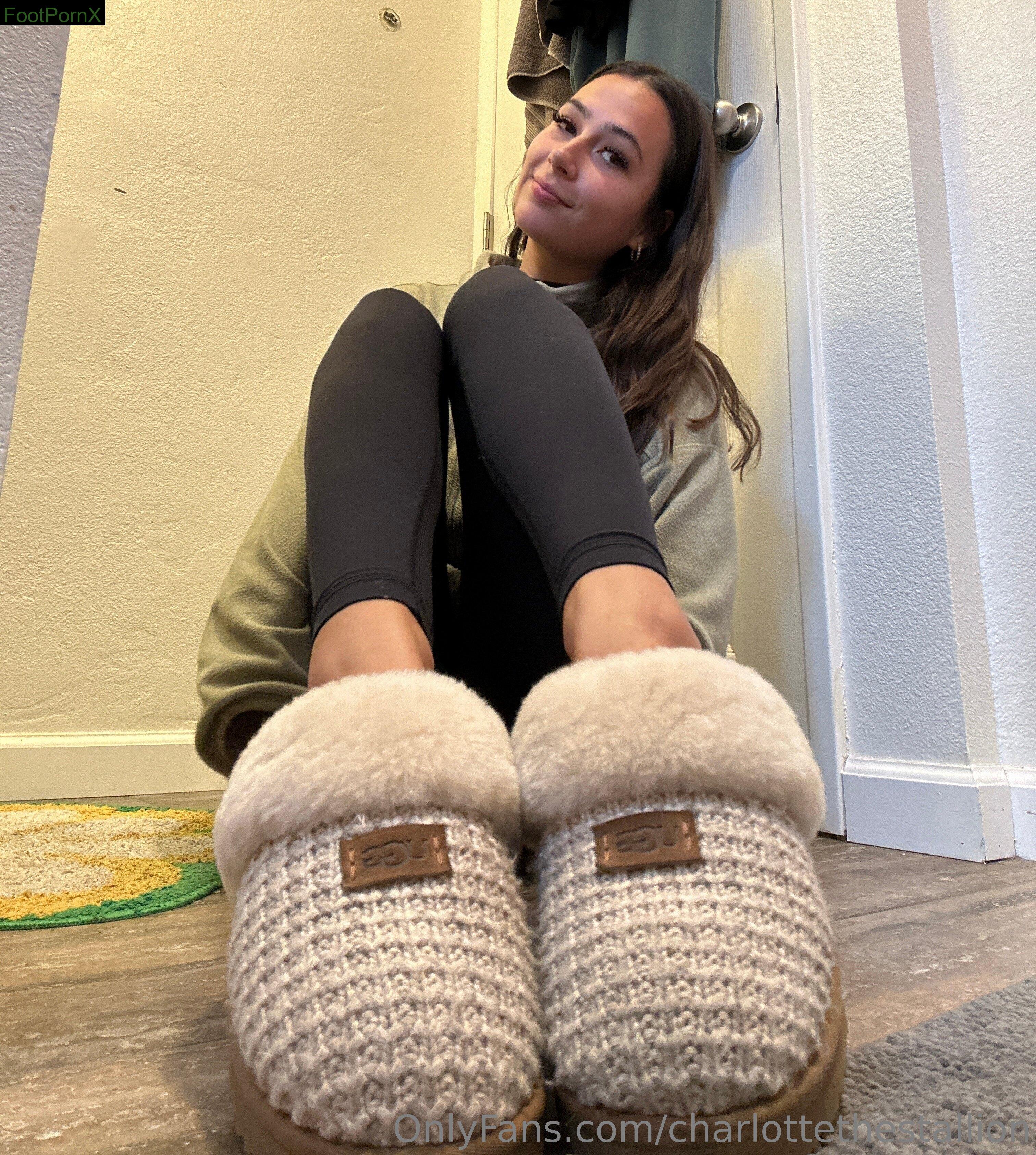 charlottethestallion feet