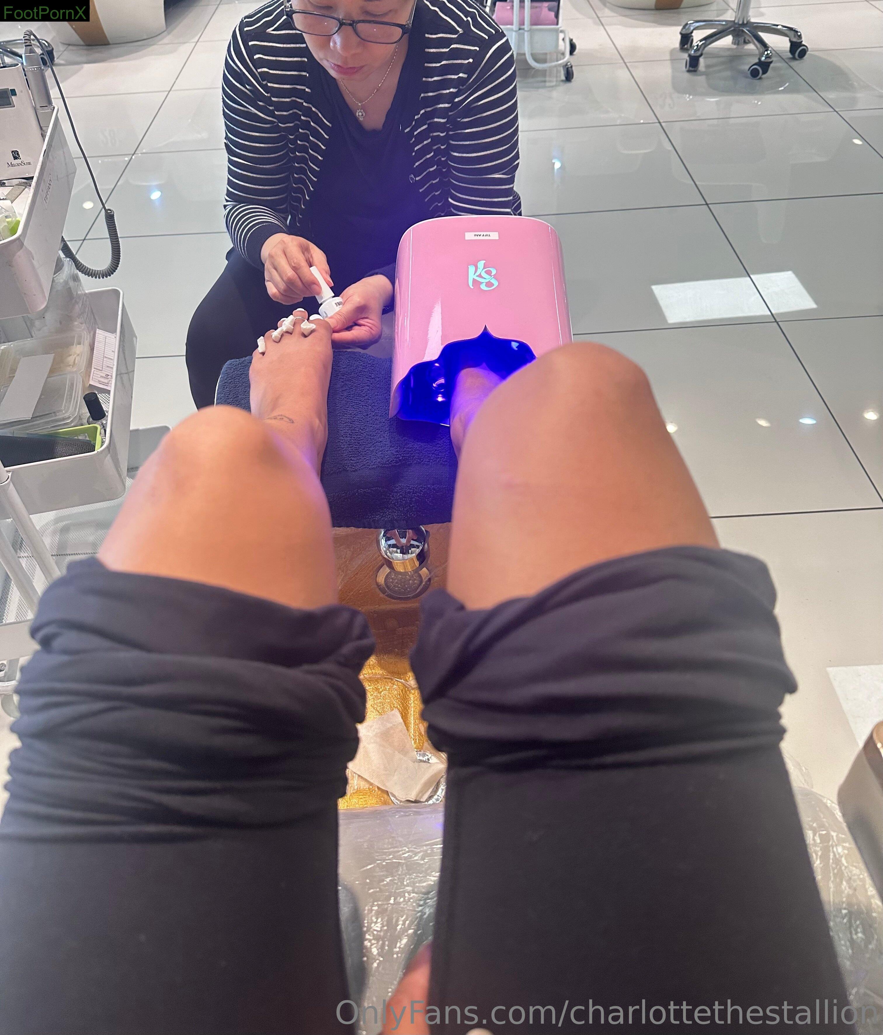 charlottethestallion feet