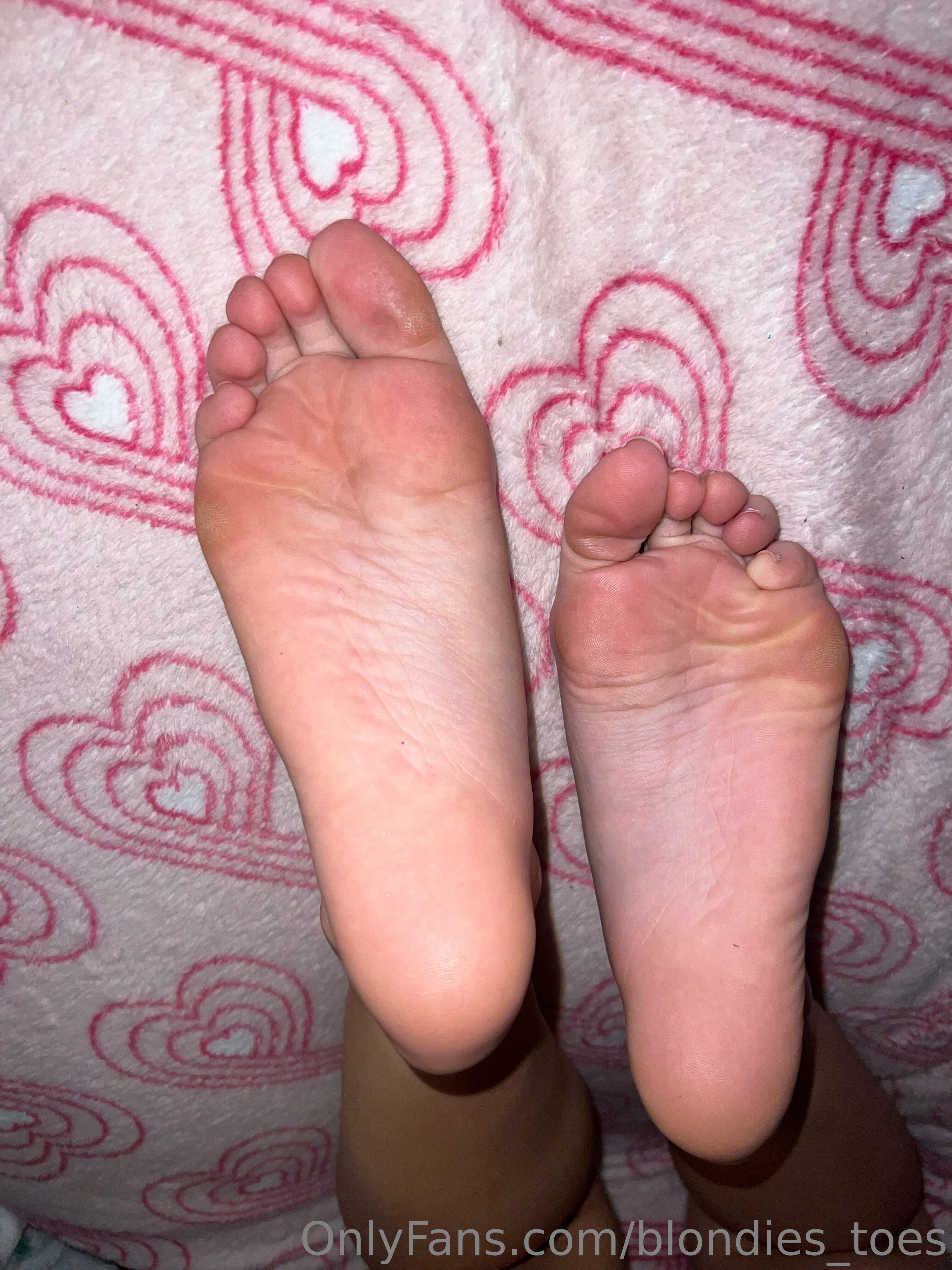 brees_feet1 feet