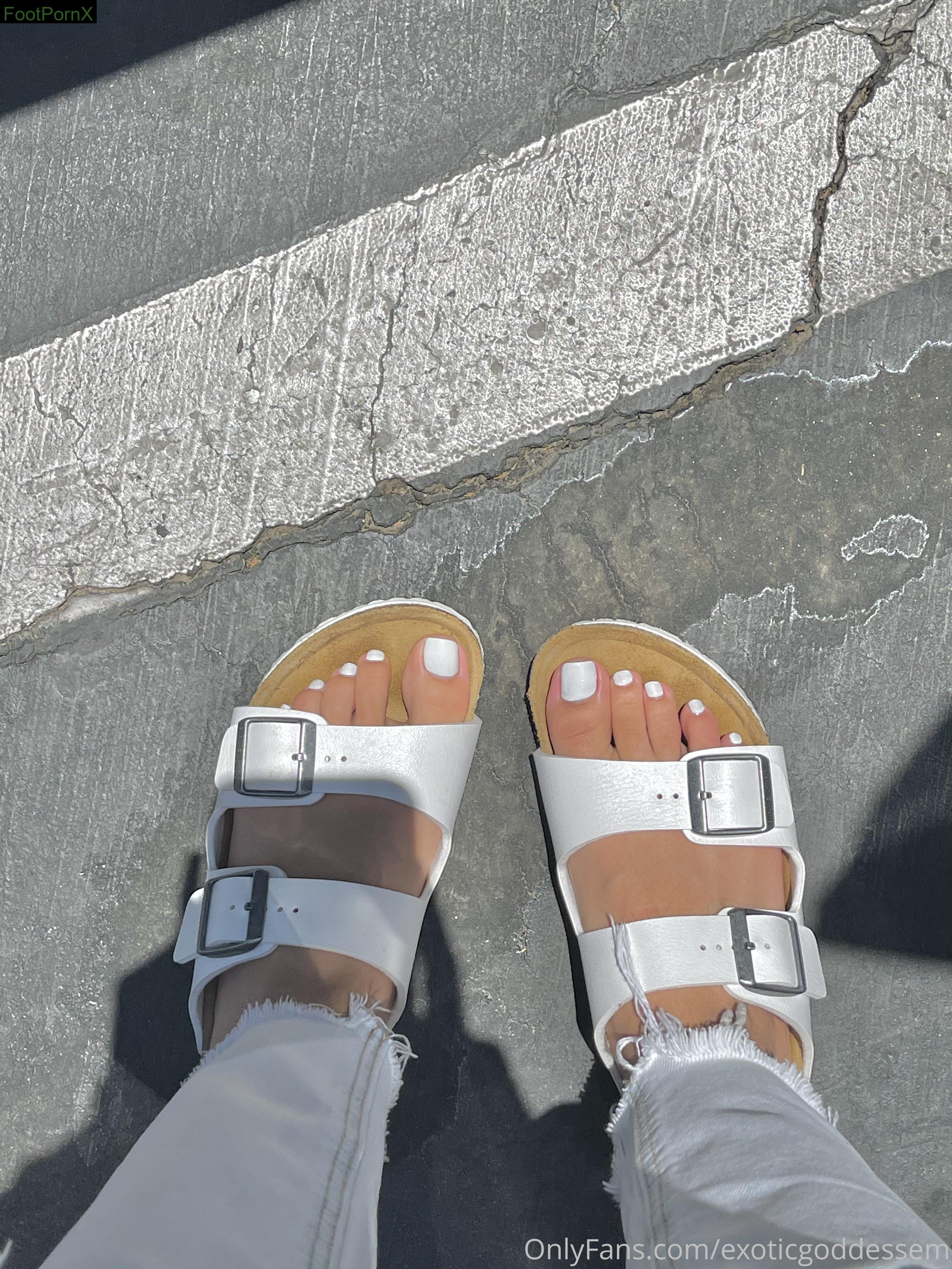 exoticgoddessem feet