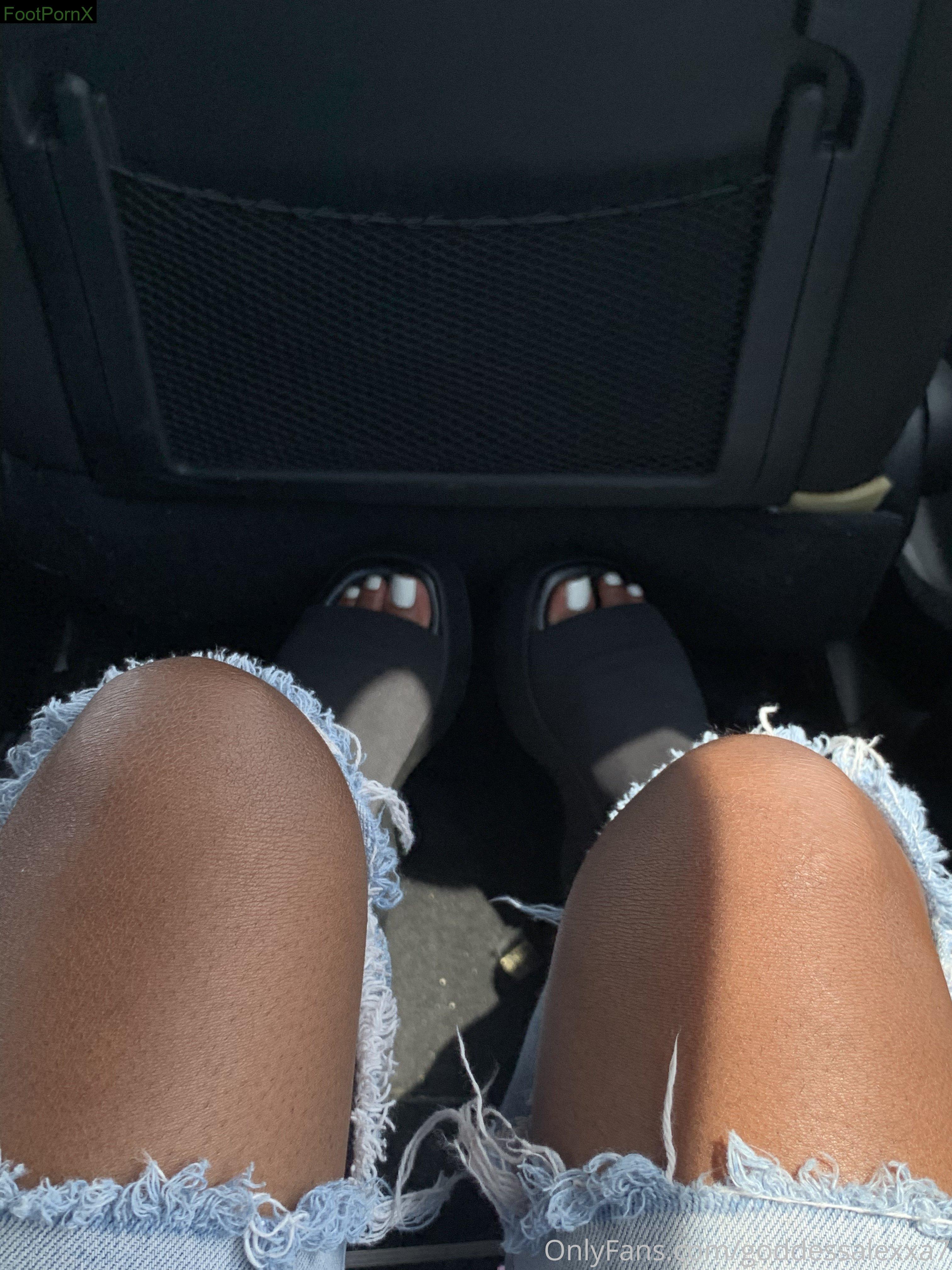 empressalexxa feet