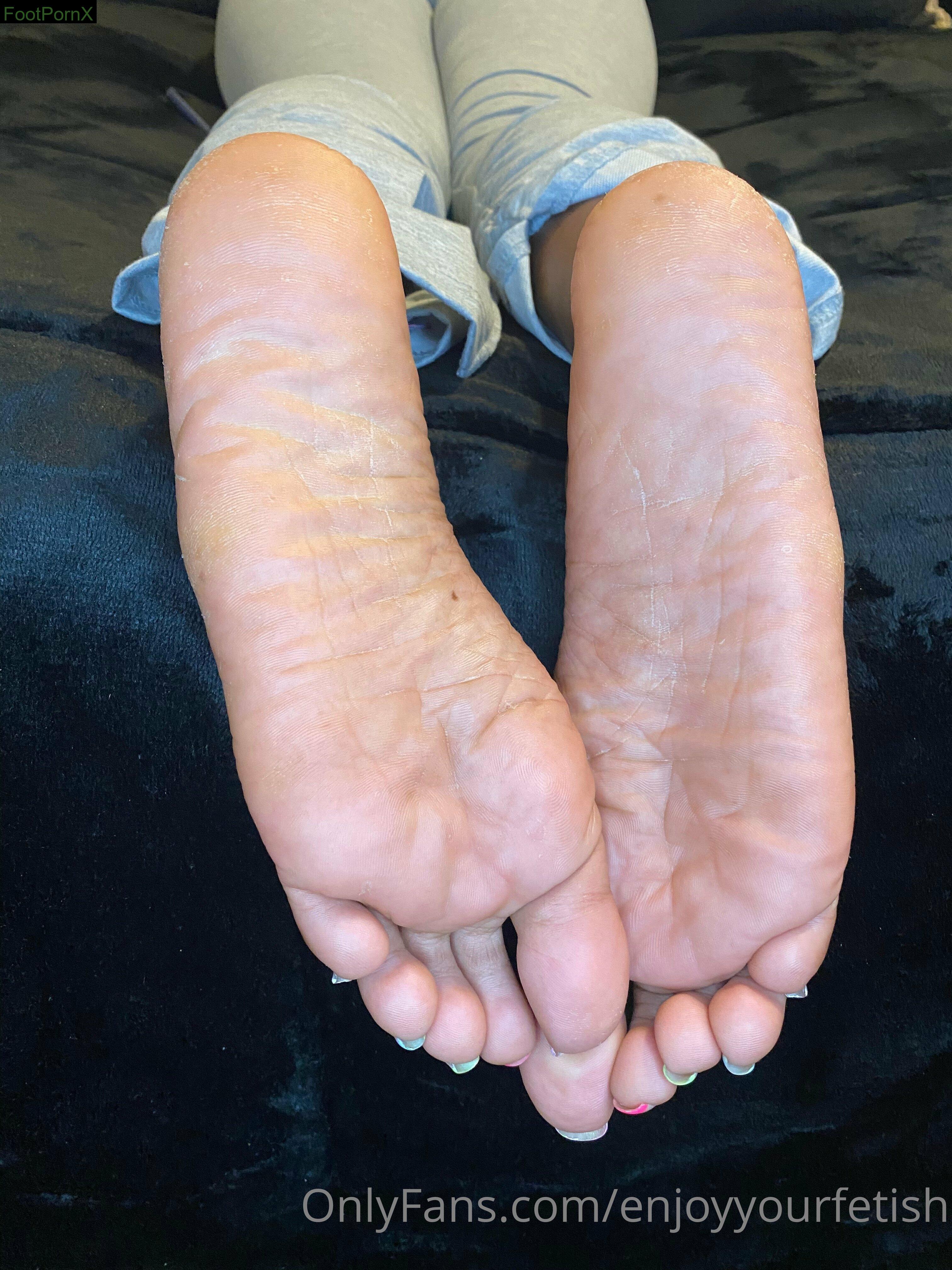 enjoyyourfetish feet