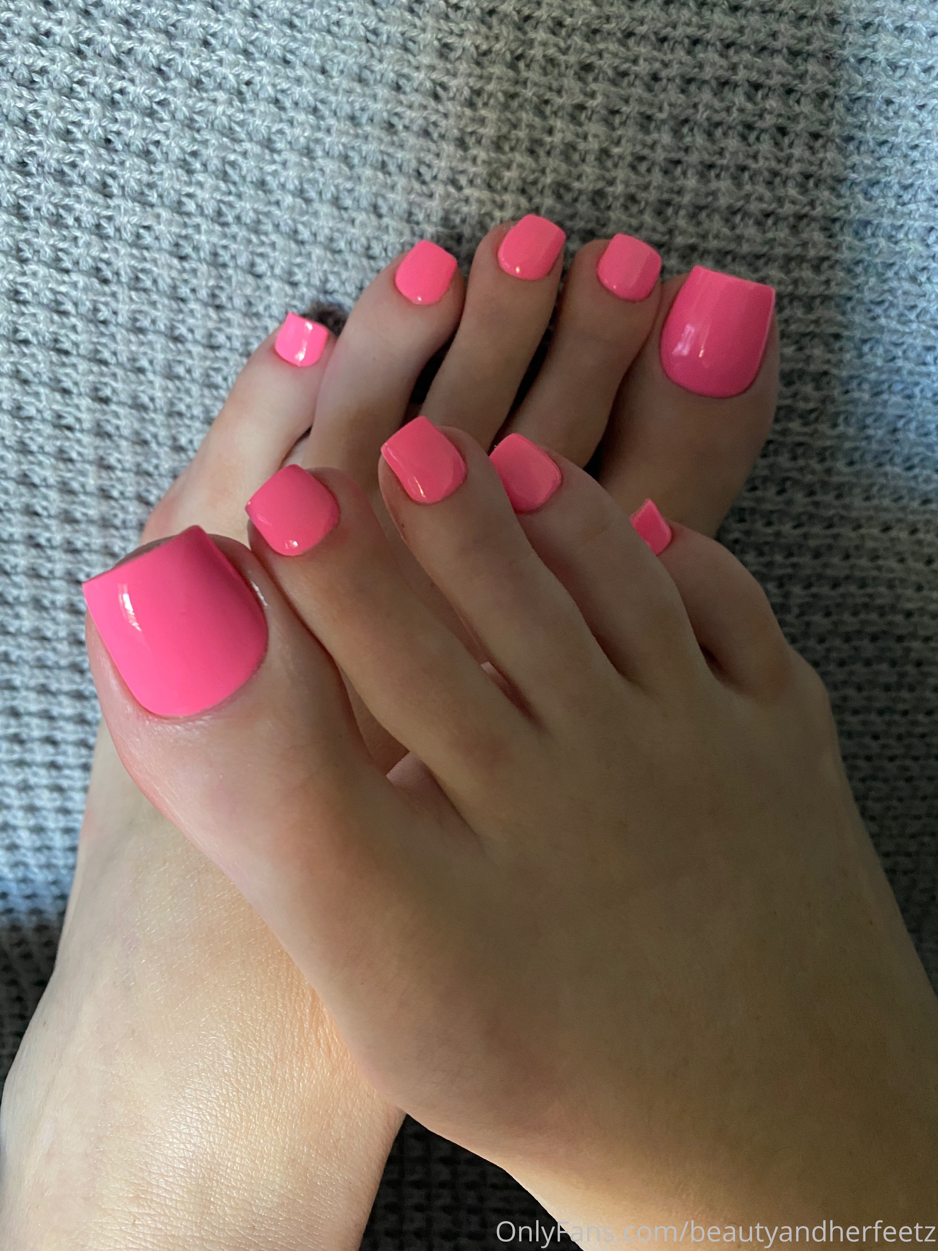 beautyandherfeetz feet