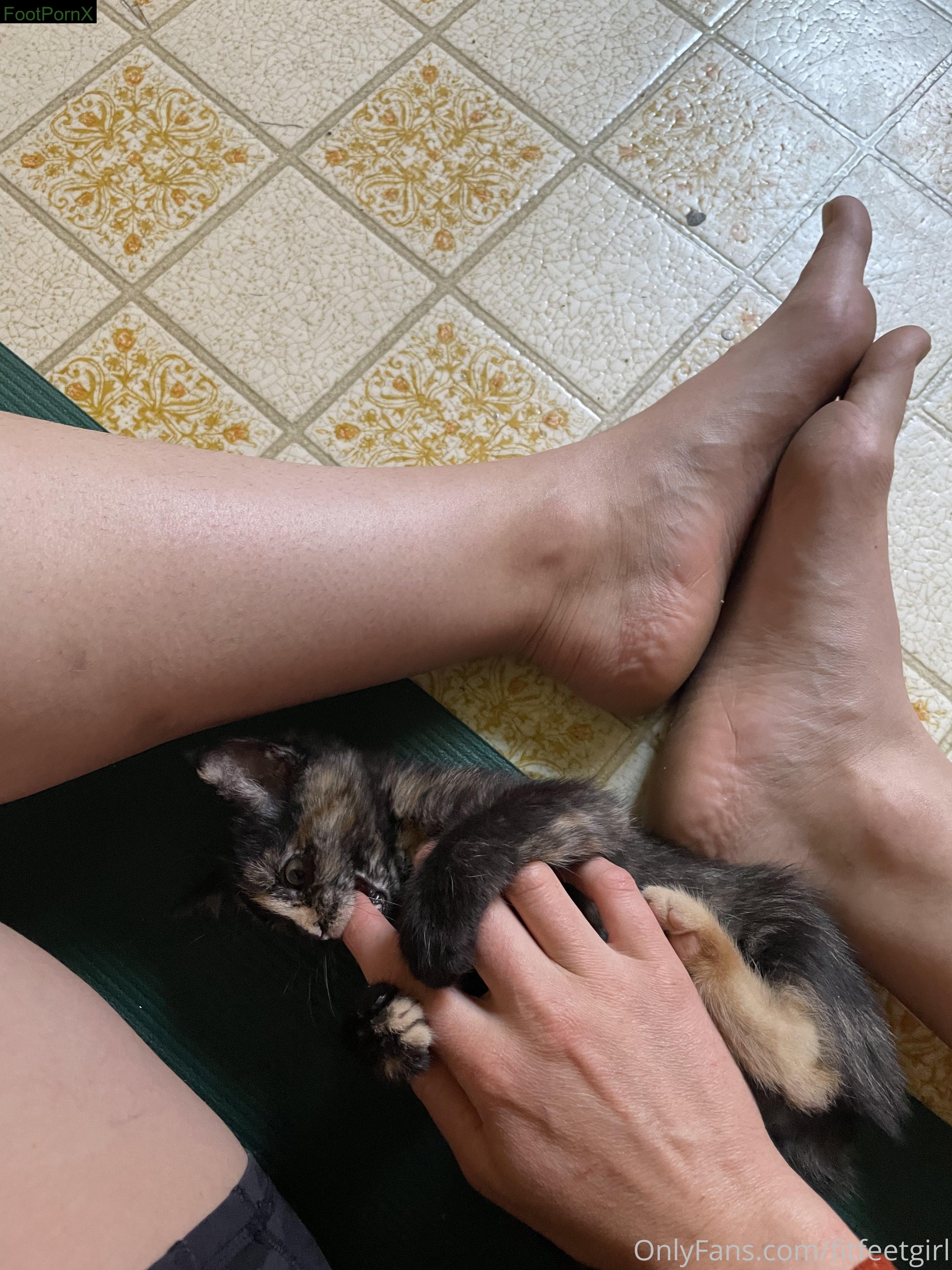 fitfeetgirl feet