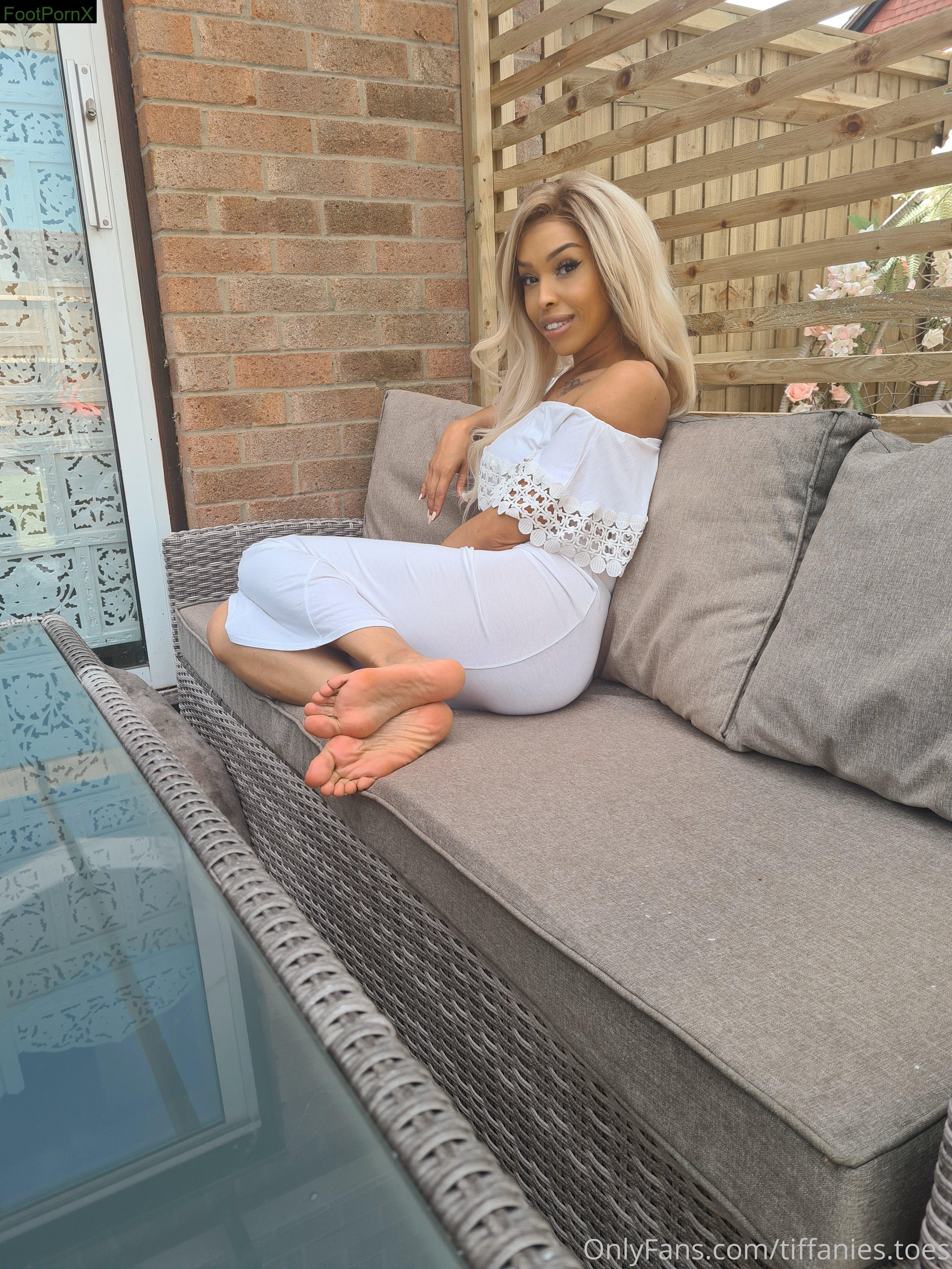 tiffanies.toes feet