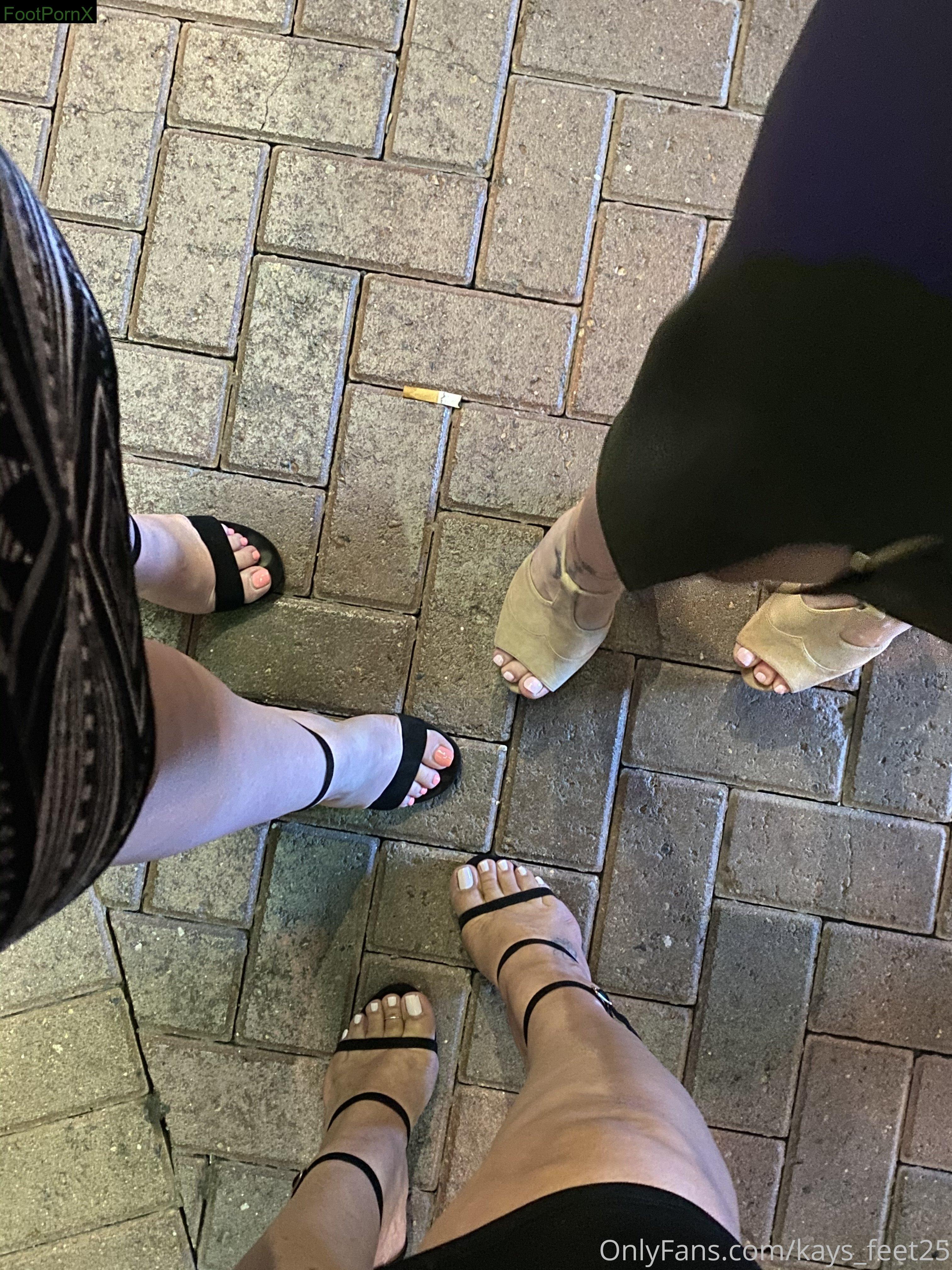 kays_feet25 feet