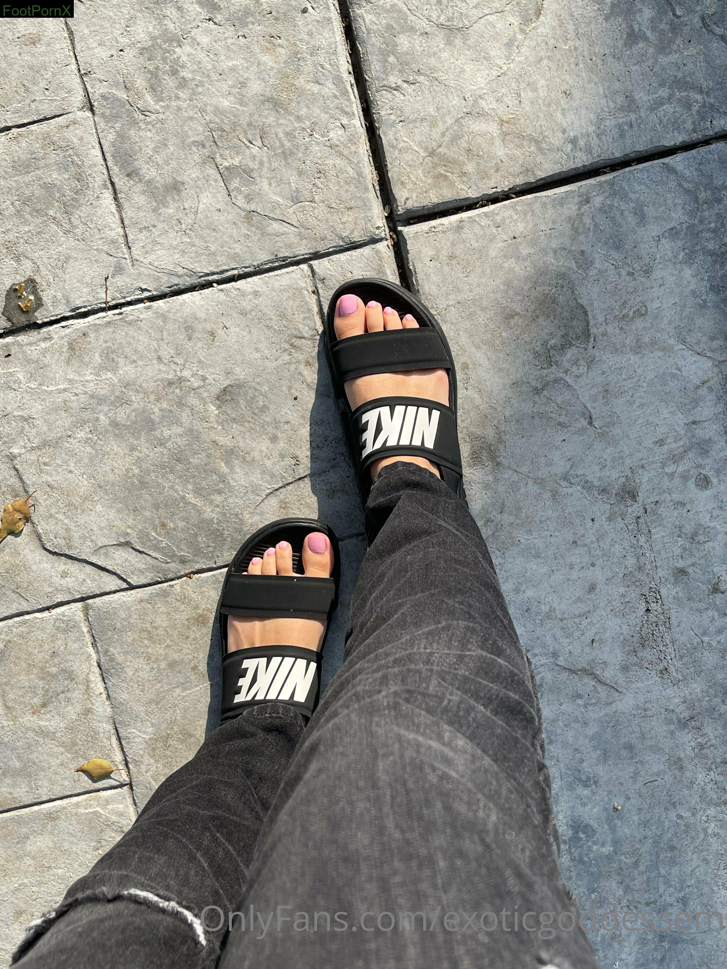 exoticgoddessem feet