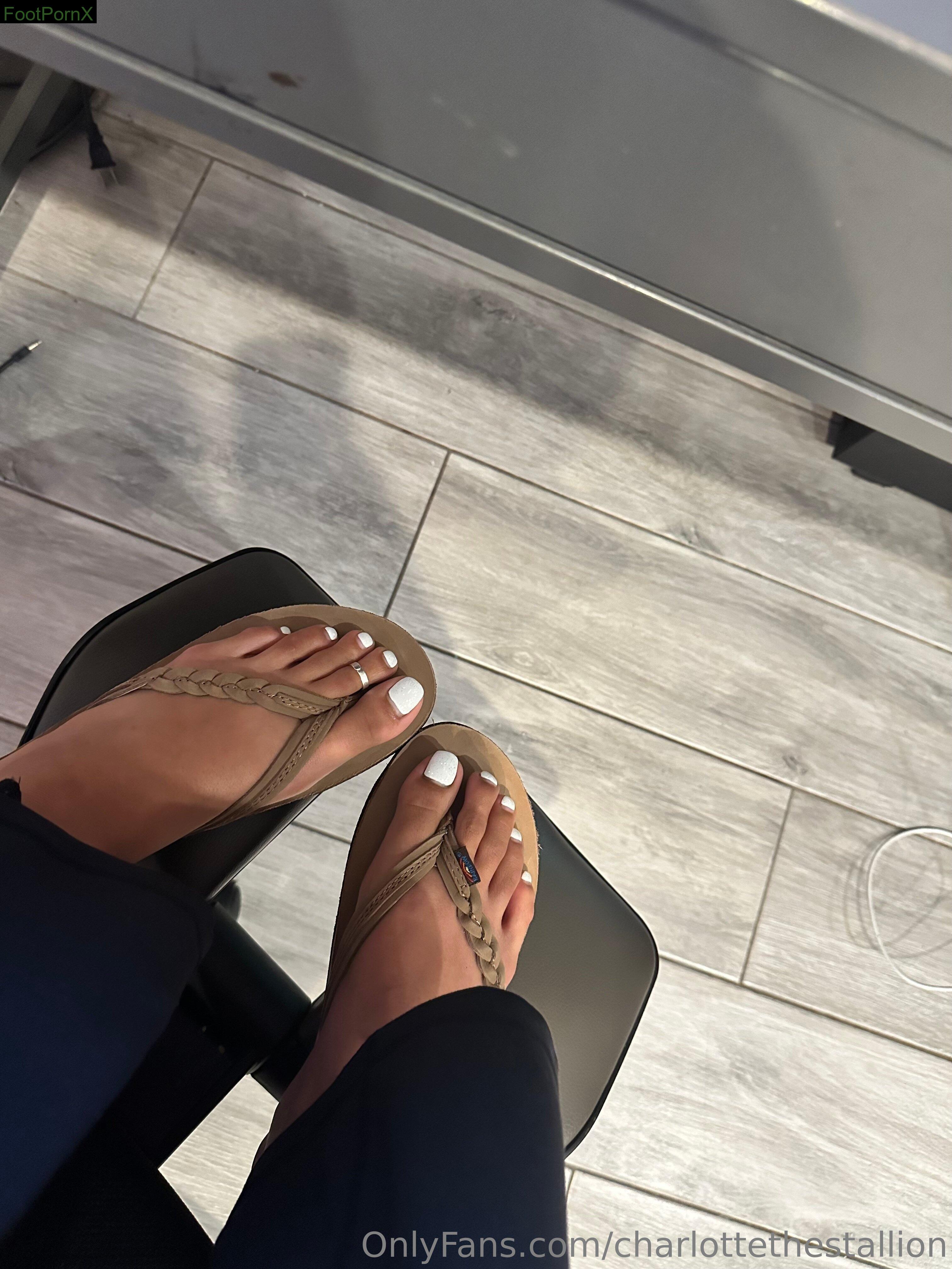charlottethestallion feet