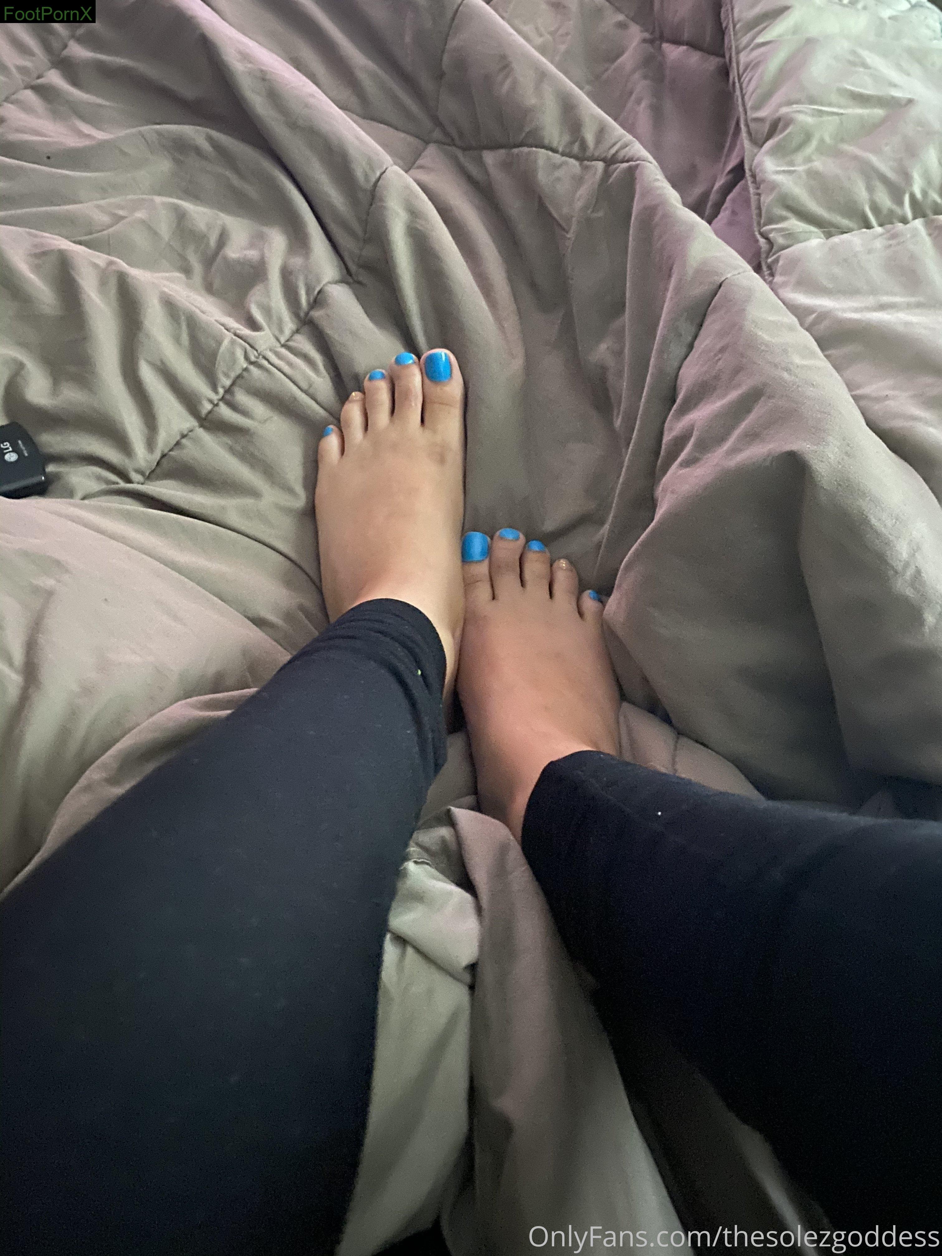 thesolezgoddess feet