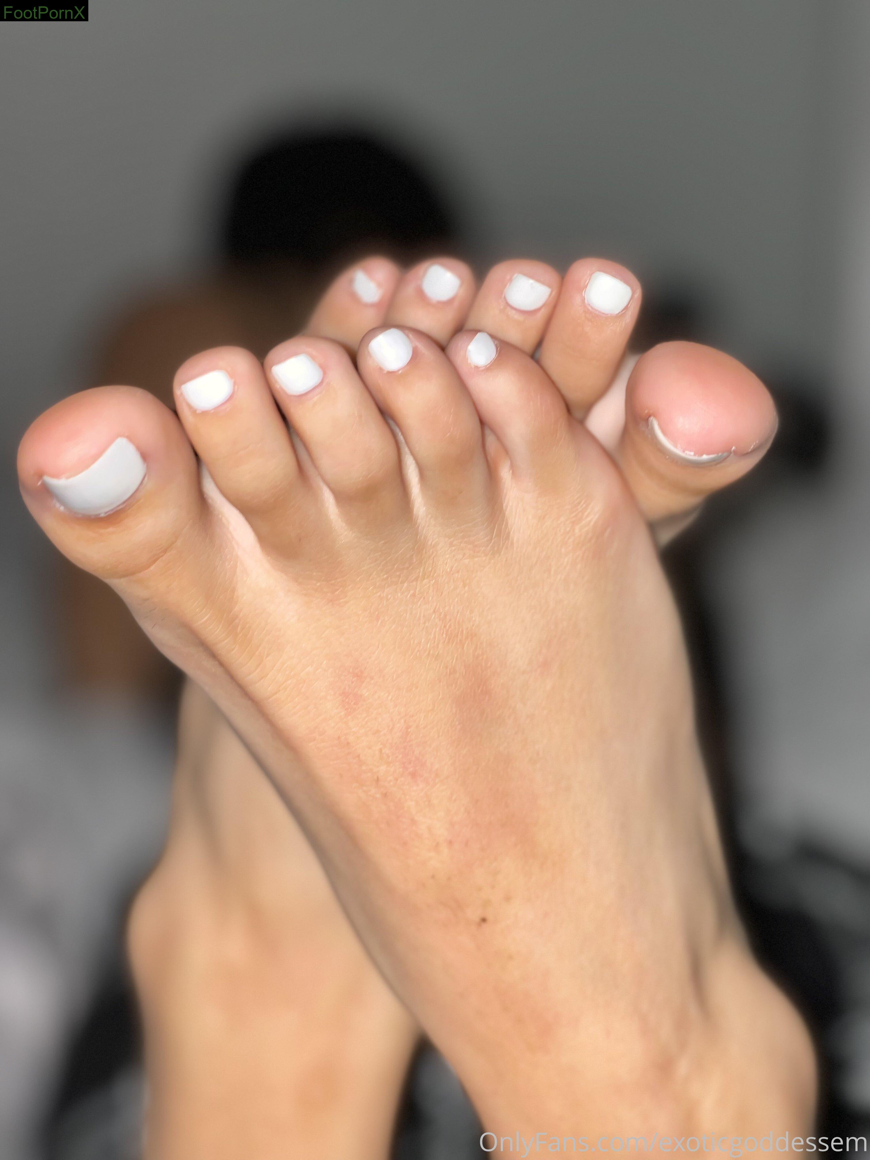 exoticgoddessem feet