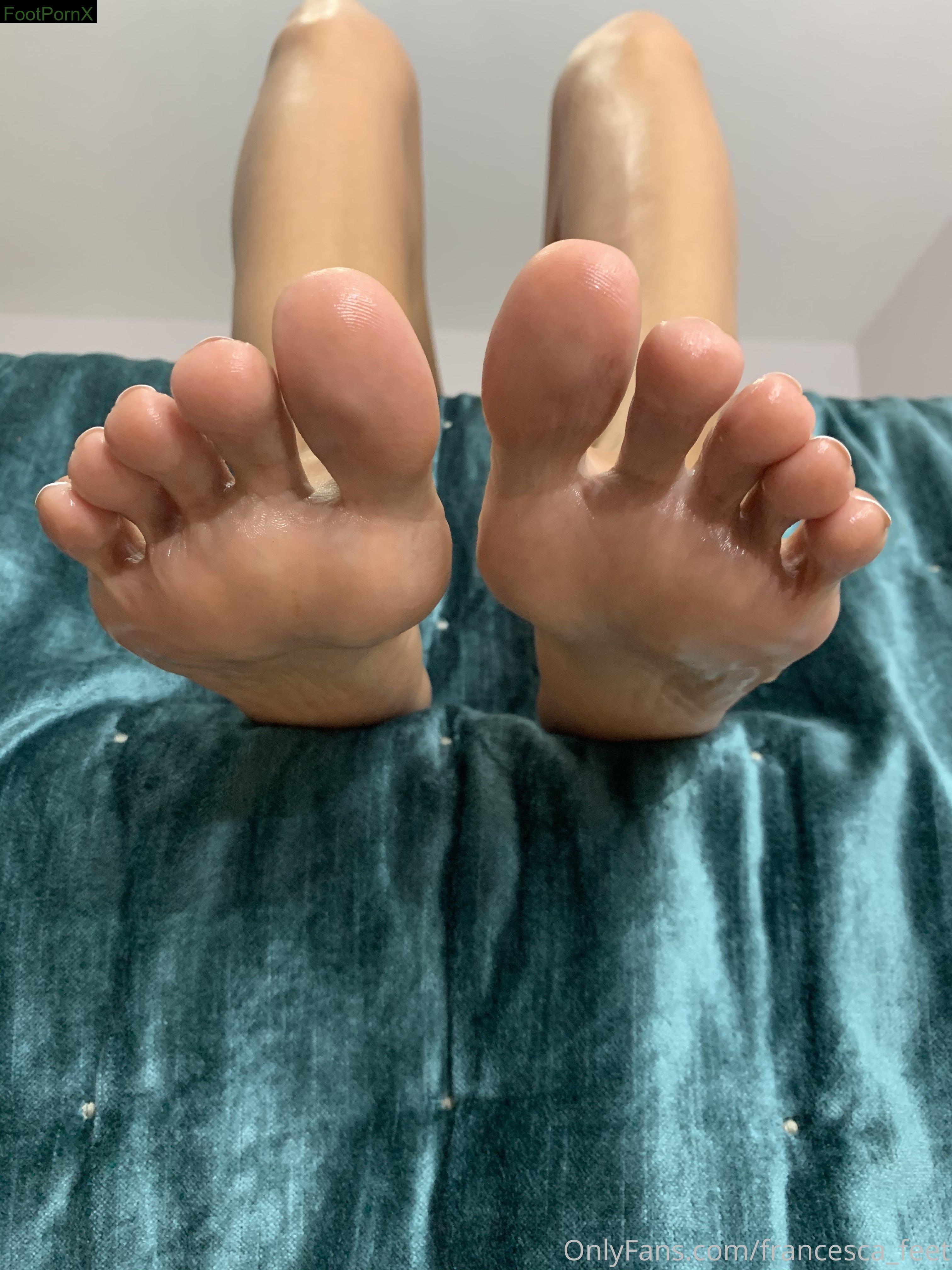 francesca_feet feet