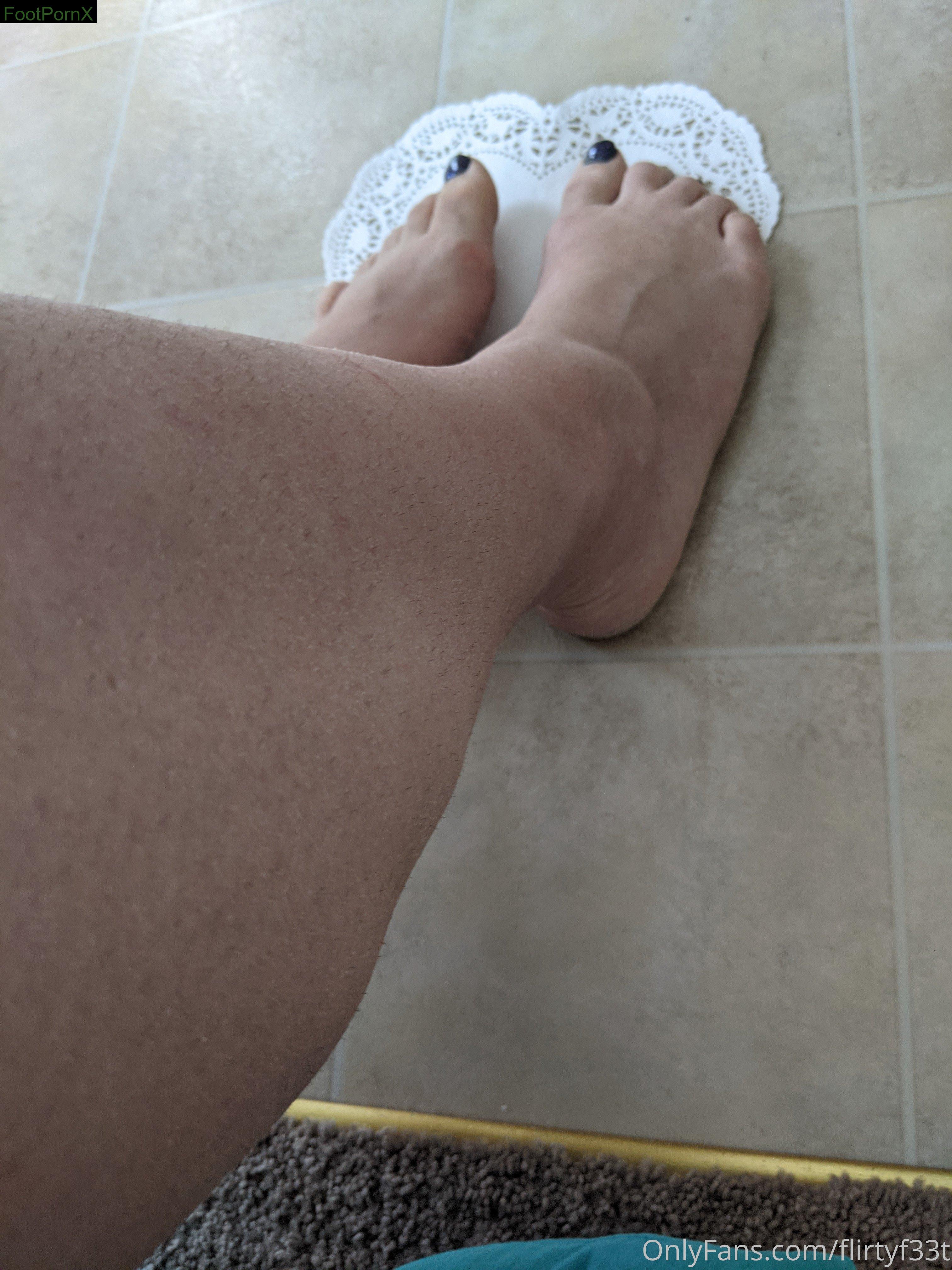 flirtyf33t feet