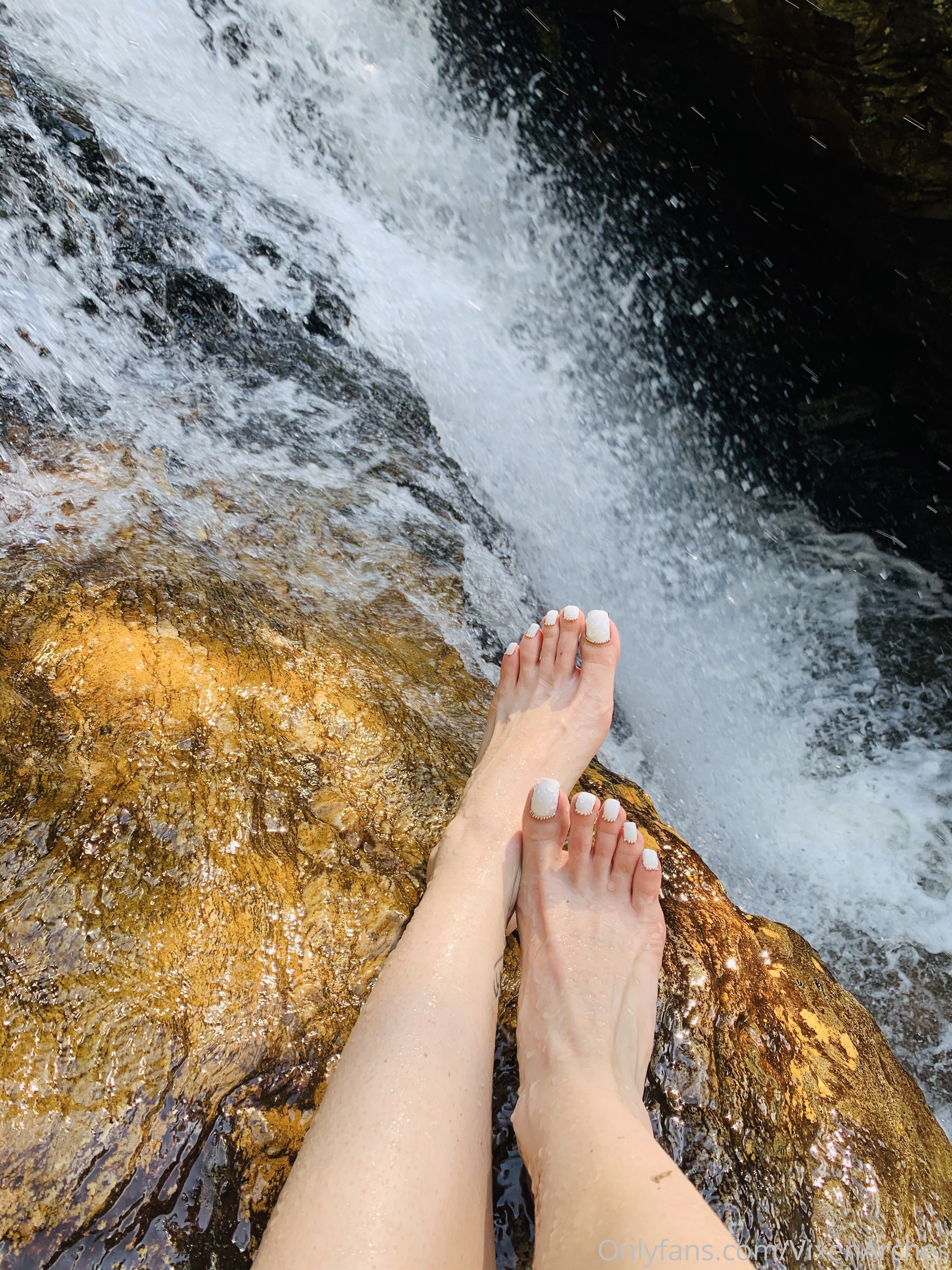 vixenarches feet