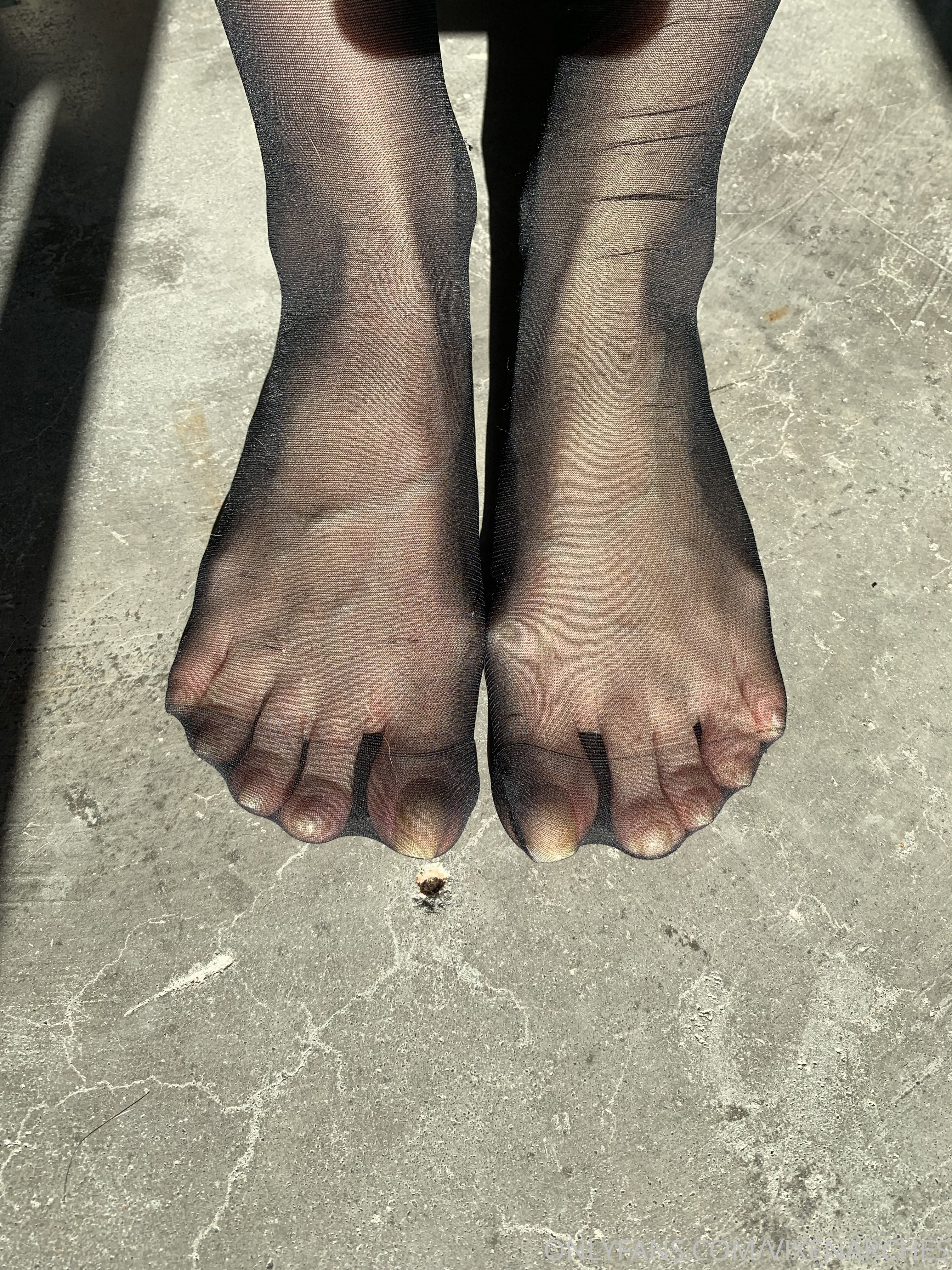 vixenarches feet