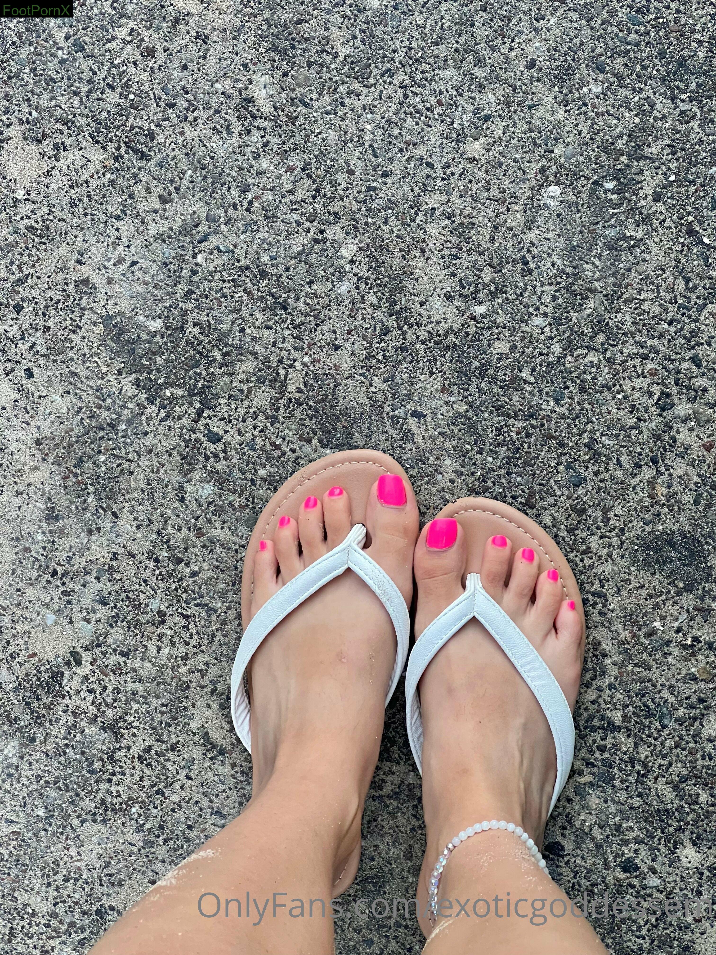 exoticgoddessem feet