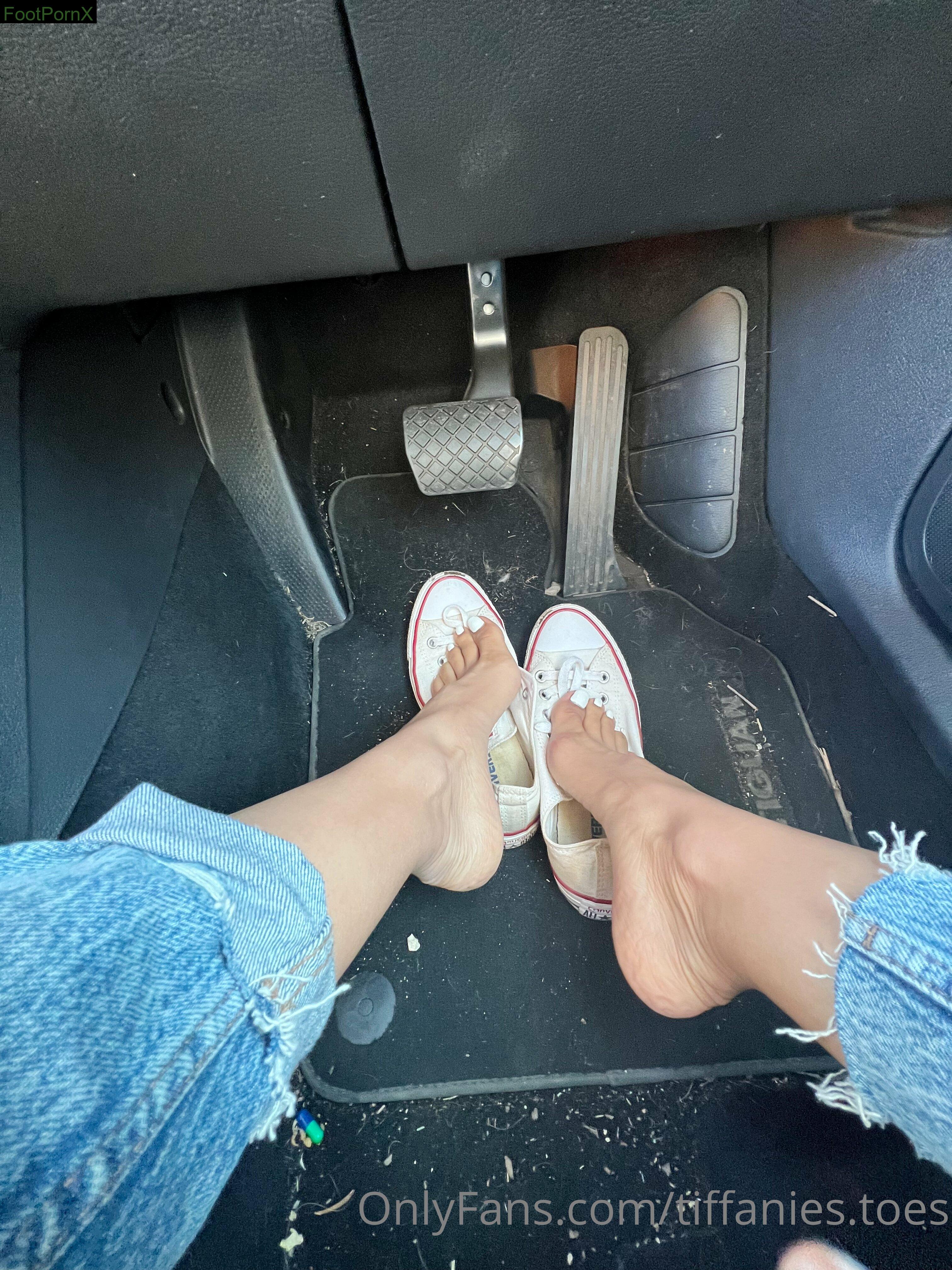 tiffanies.toes feet