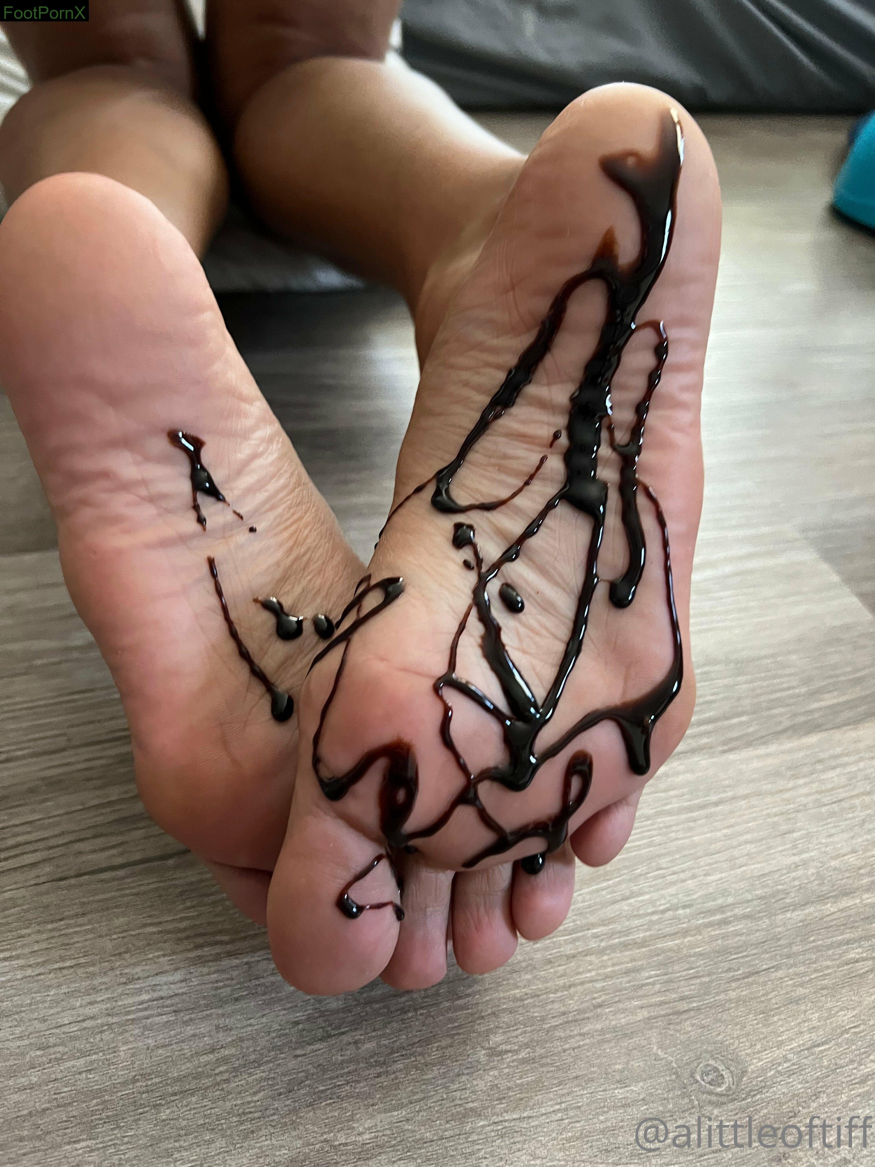 alittleoftiff feet