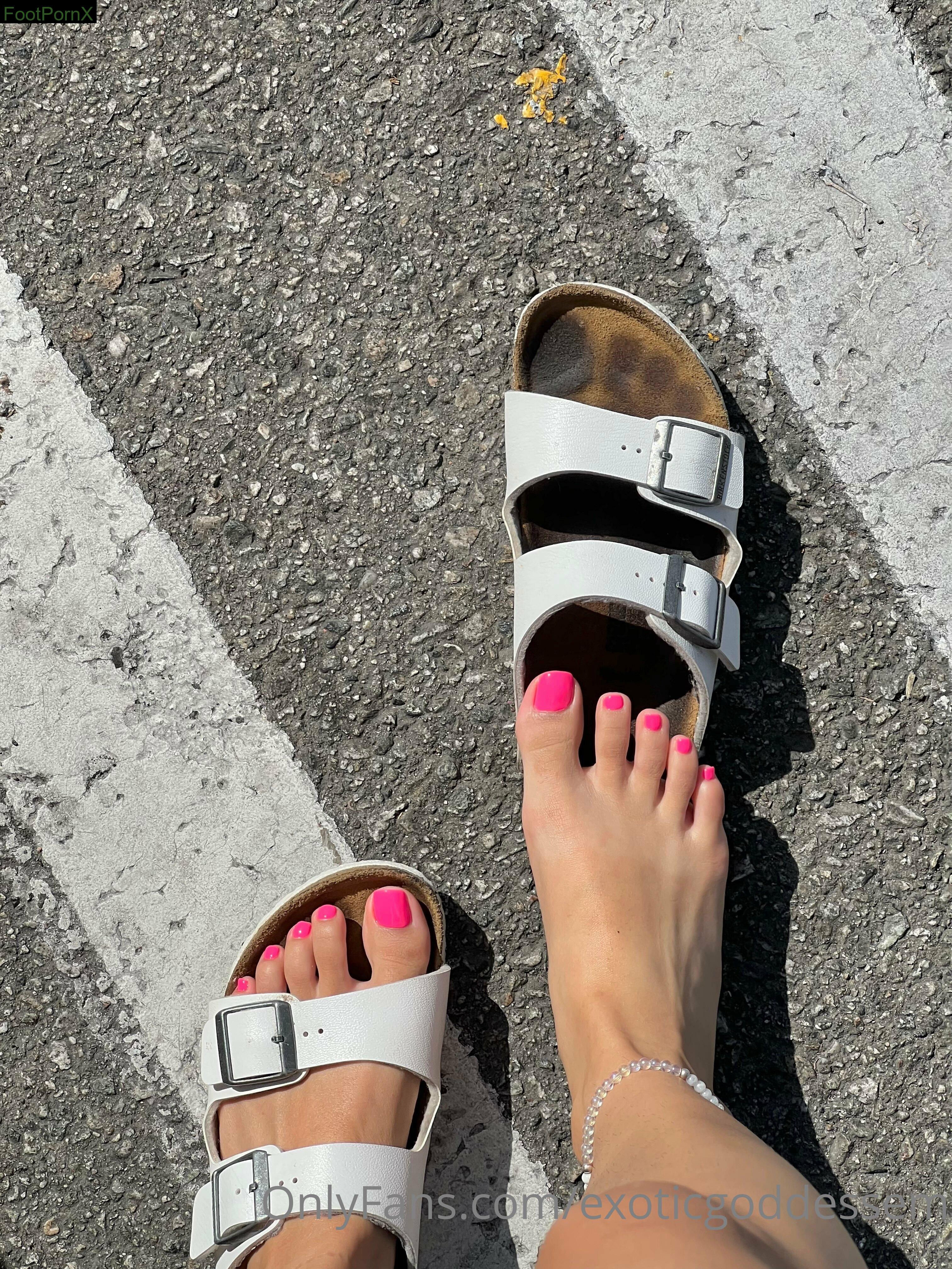 exoticgoddessem feet
