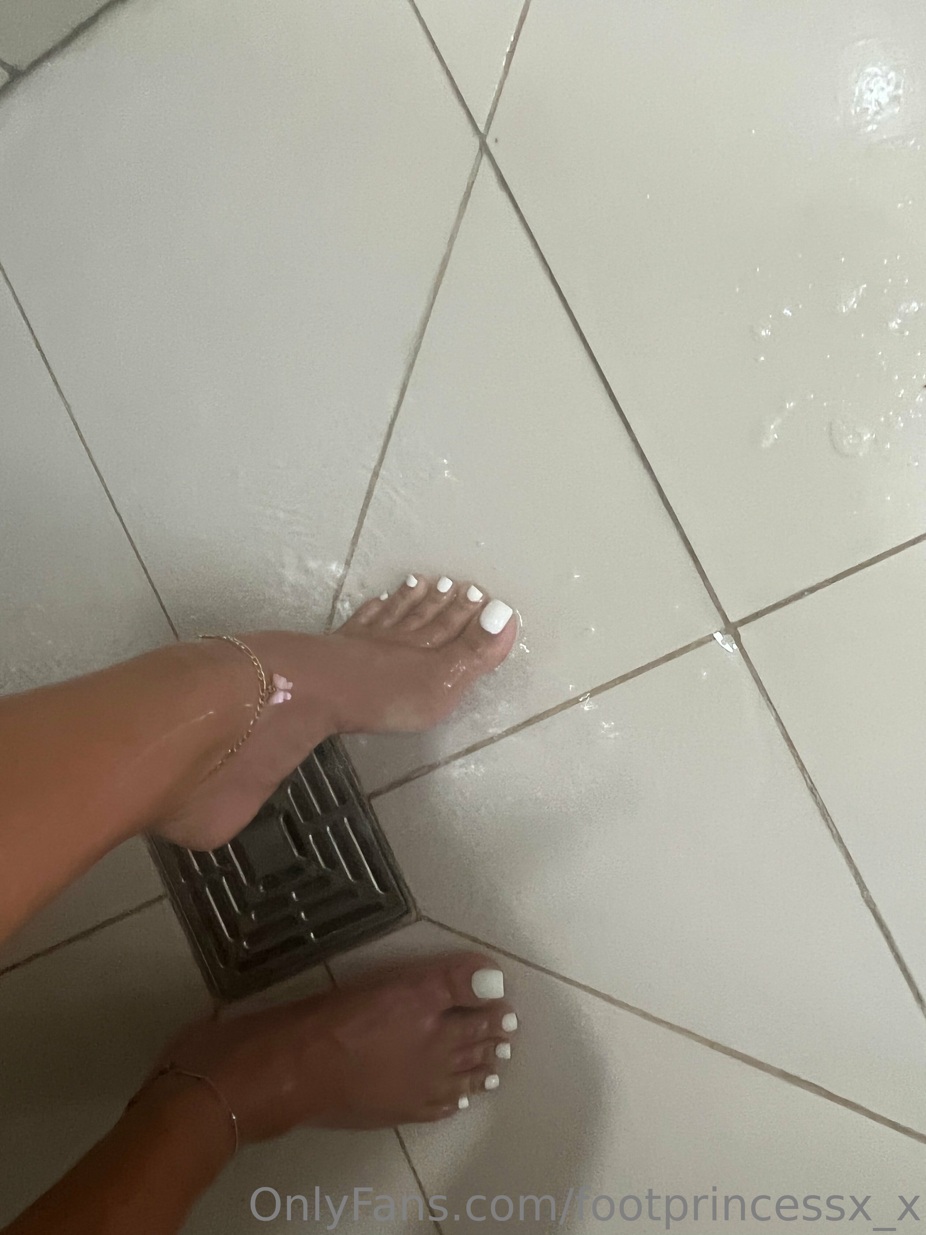 footprincessx_x feet