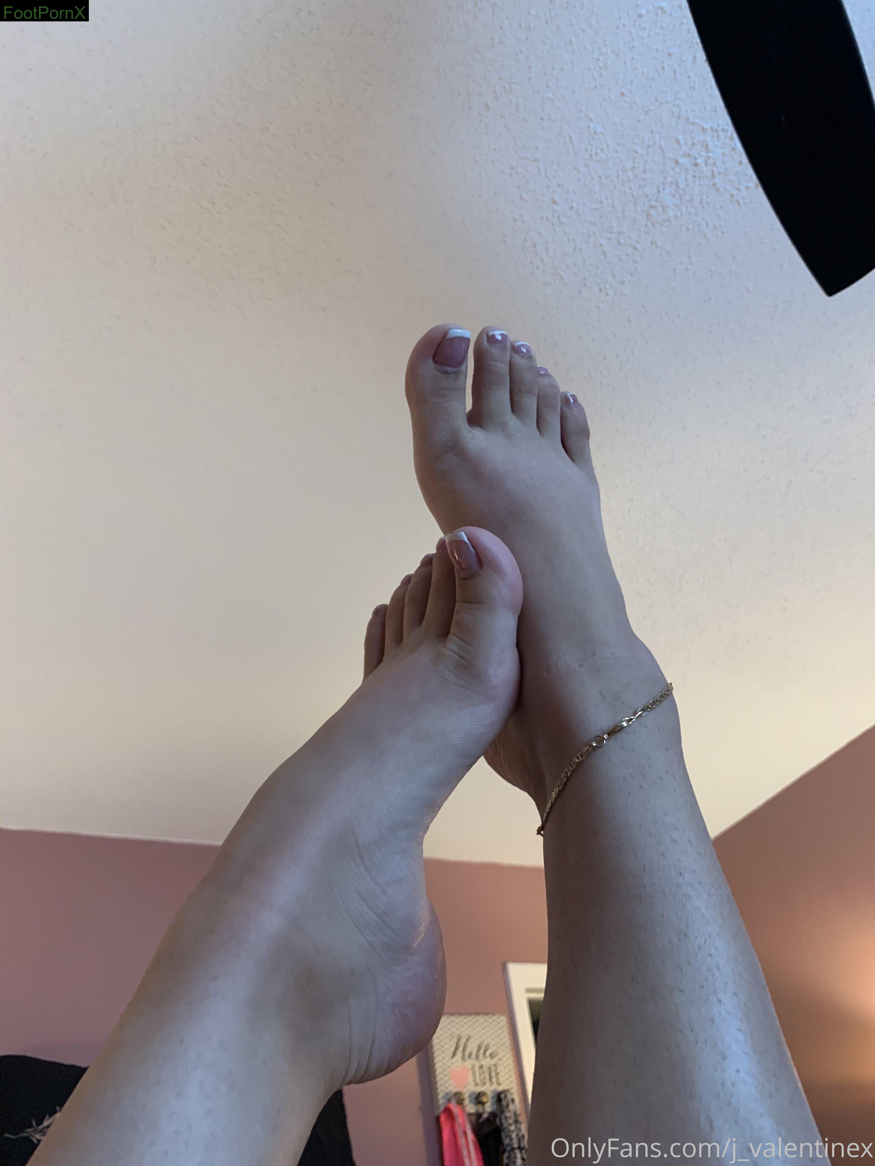 j_valentinex feet