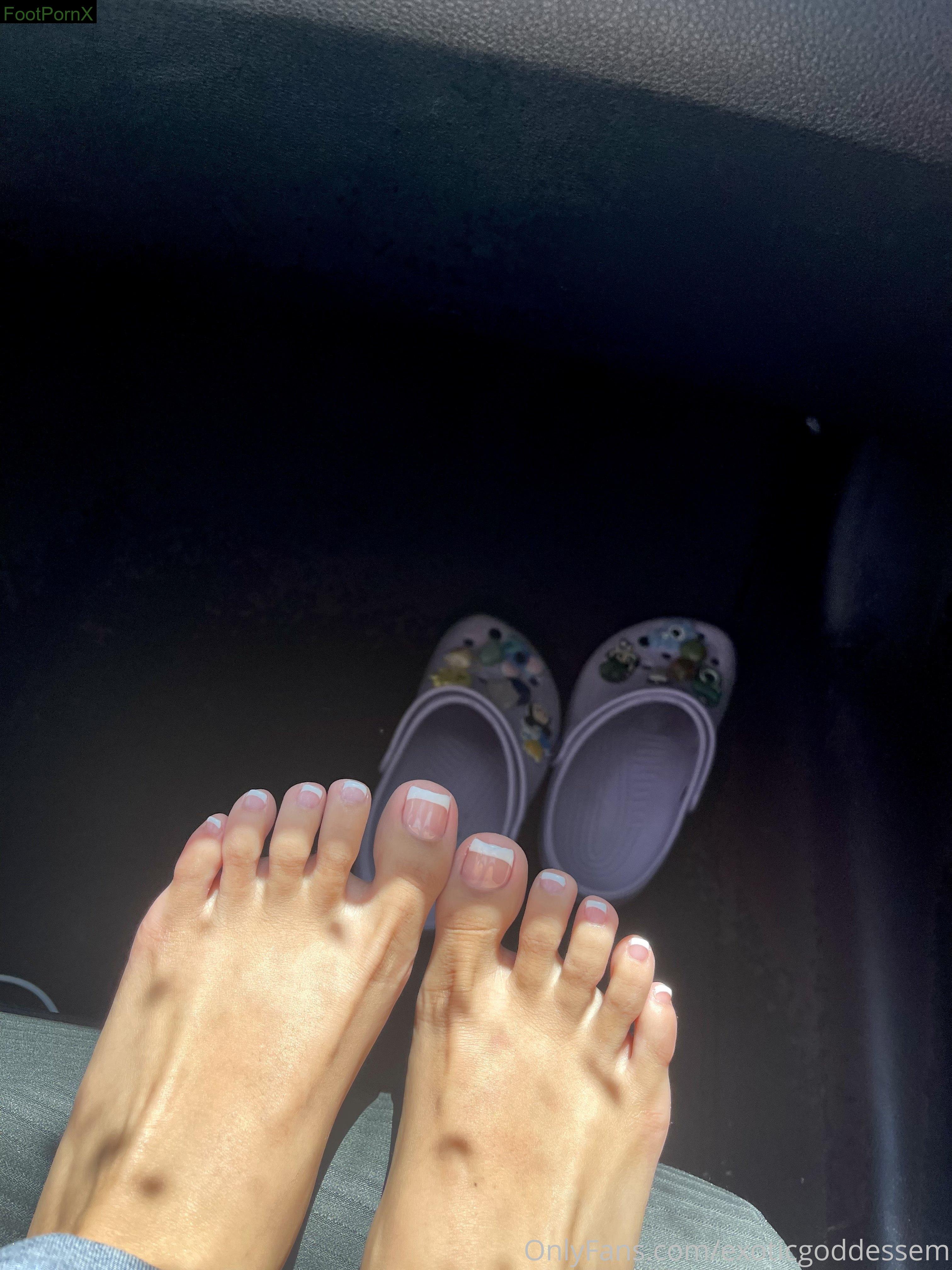 exoticgoddessem feet