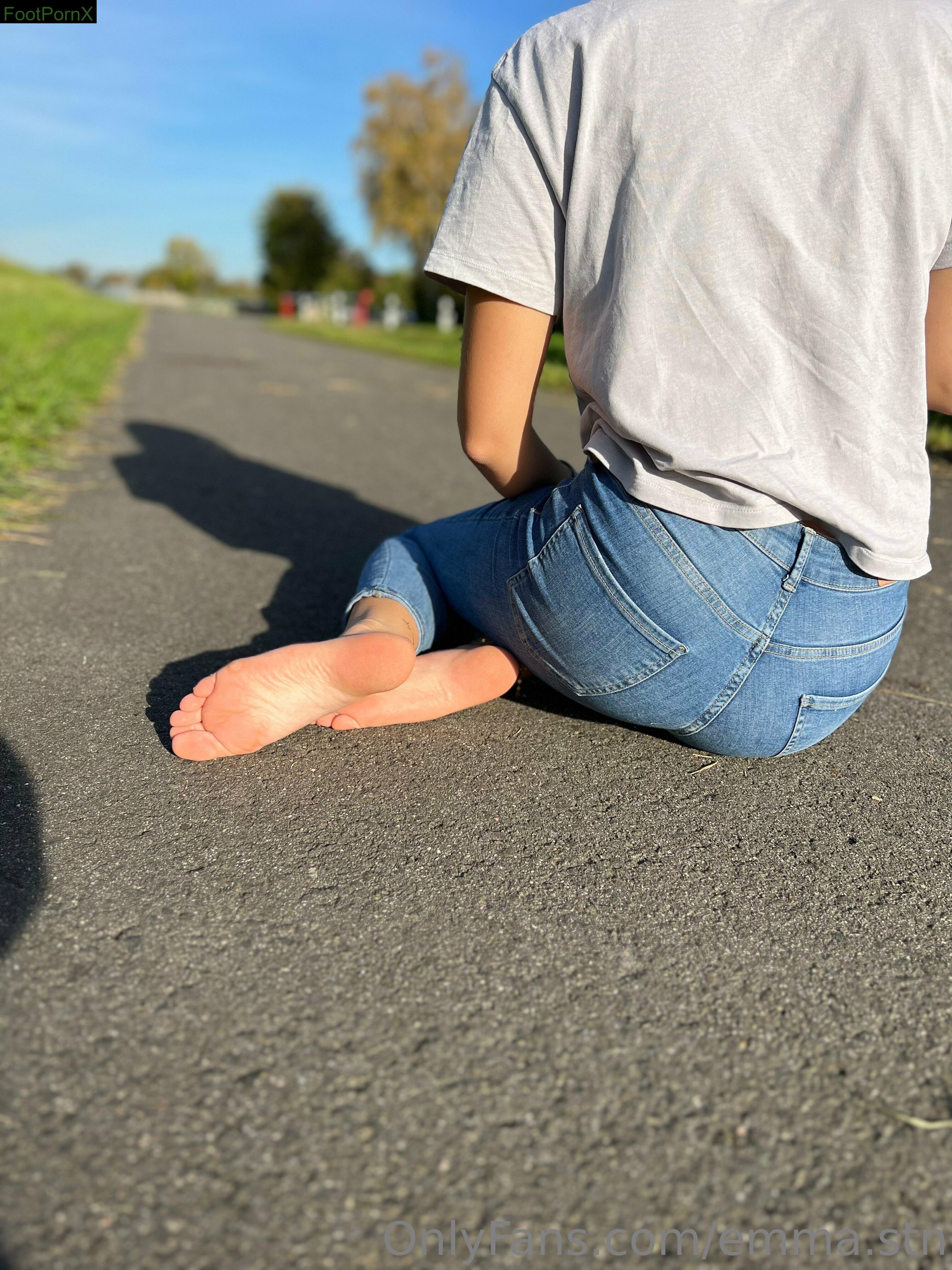 emma.stn feet