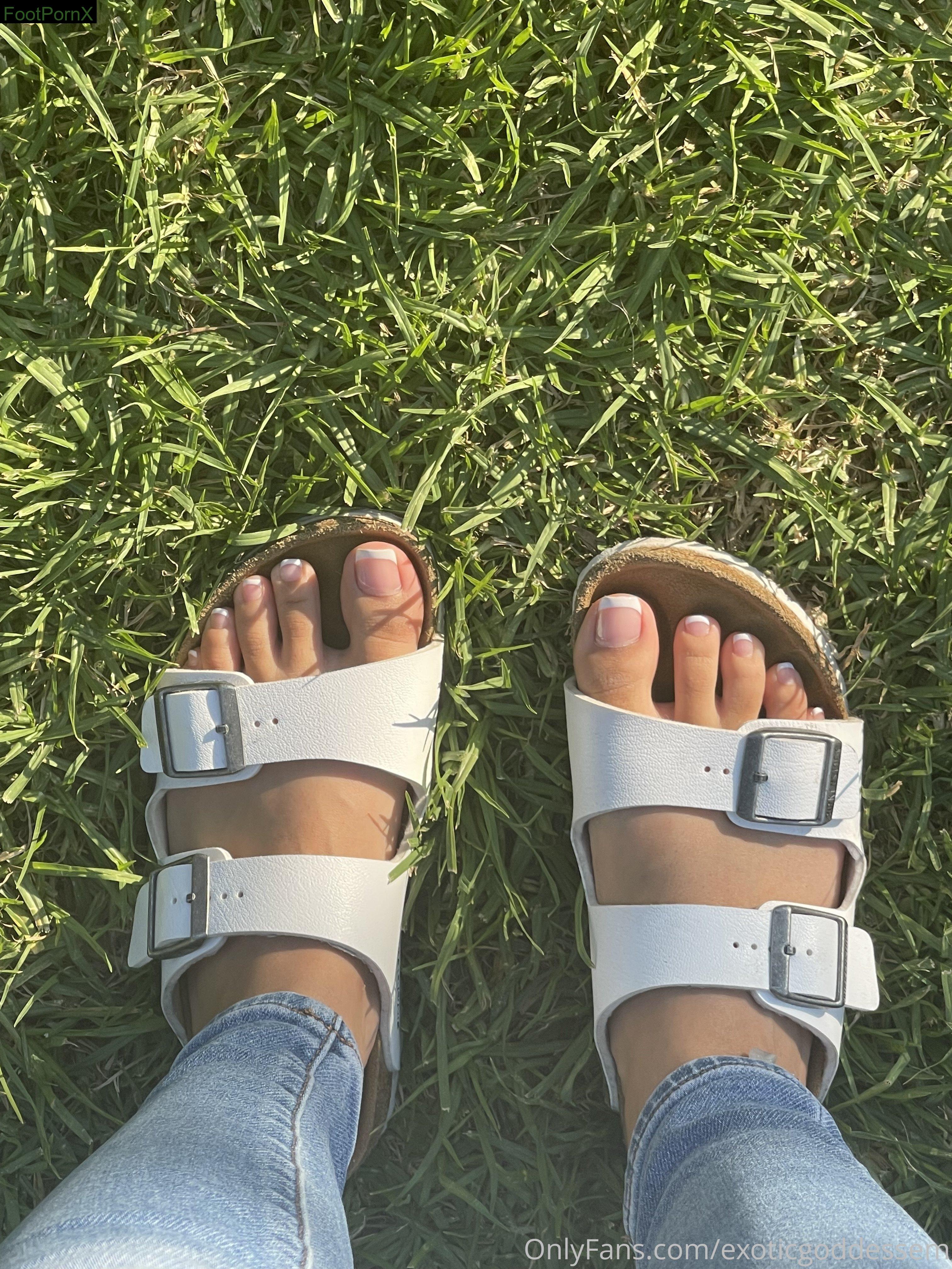 exoticgoddessem feet