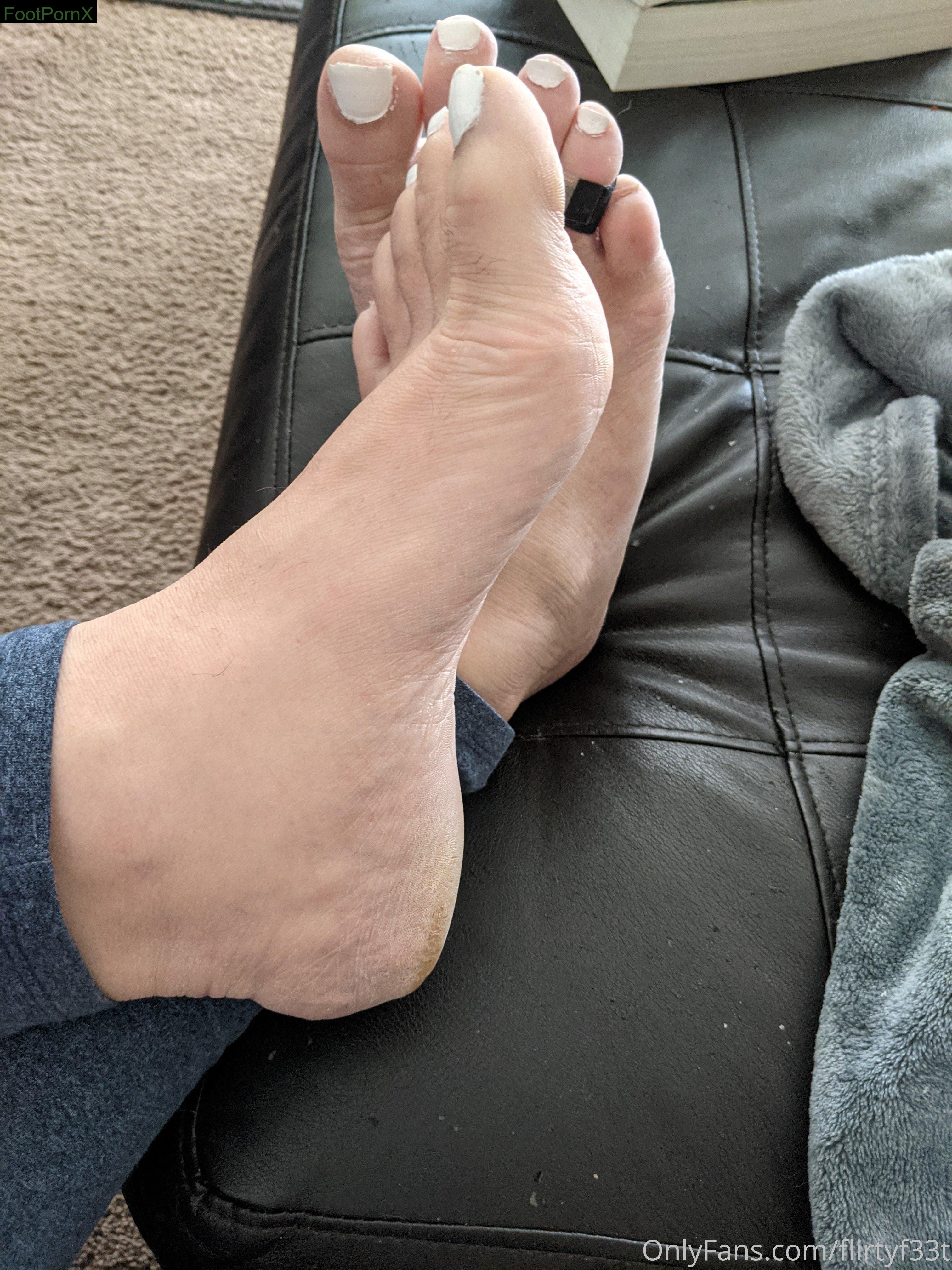 flirtyf33t feet