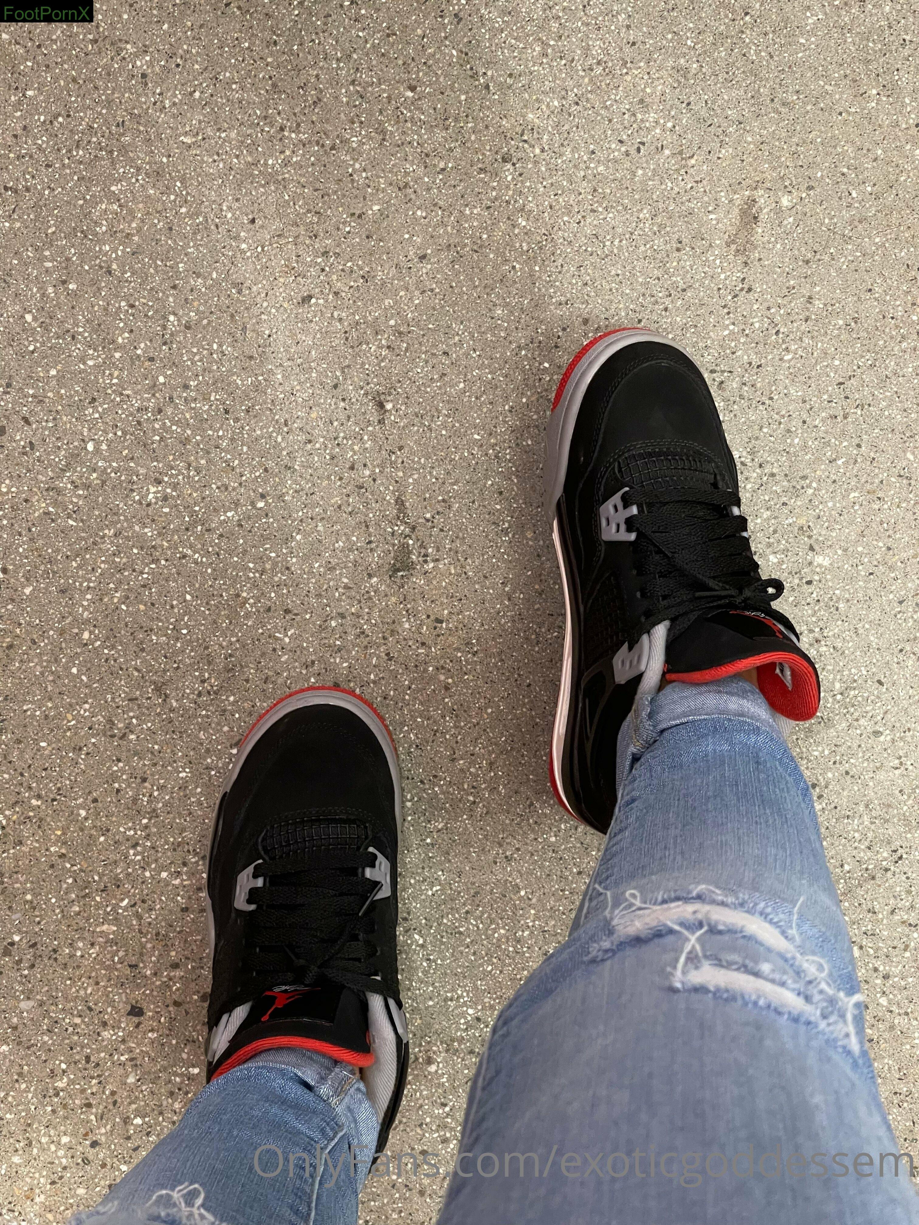 exoticgoddessem feet