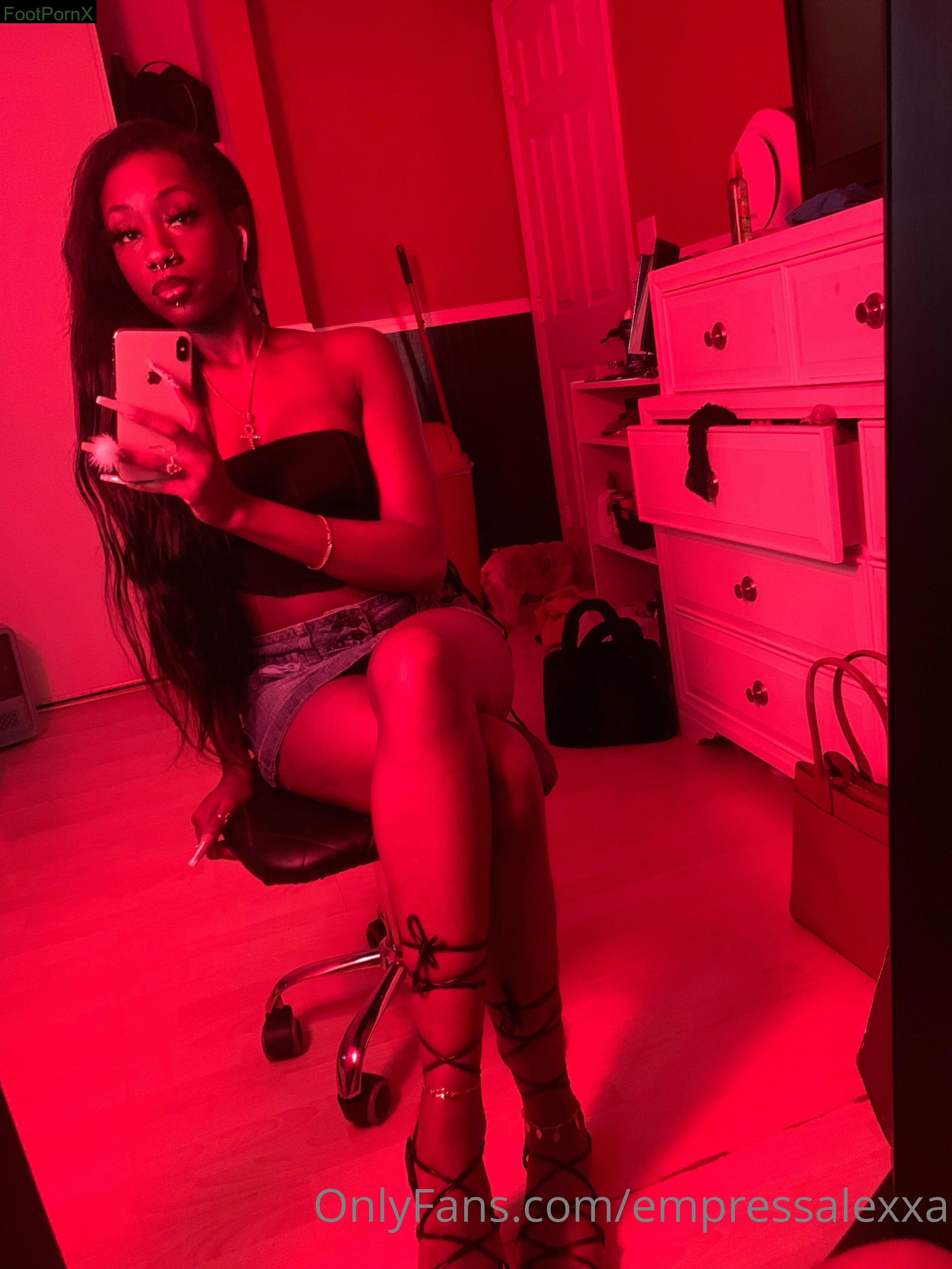 empressalexxa feet