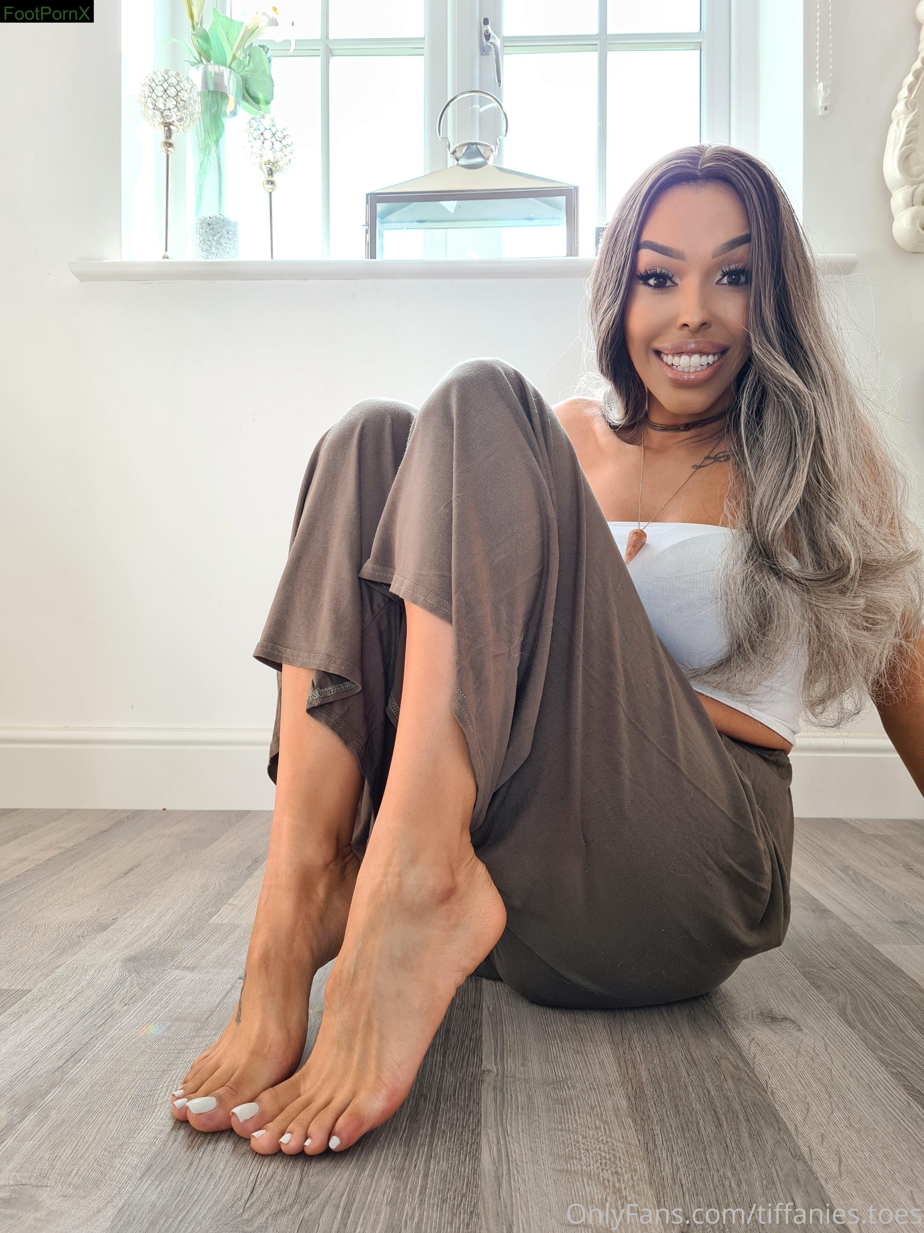 tiffanies.toes feet