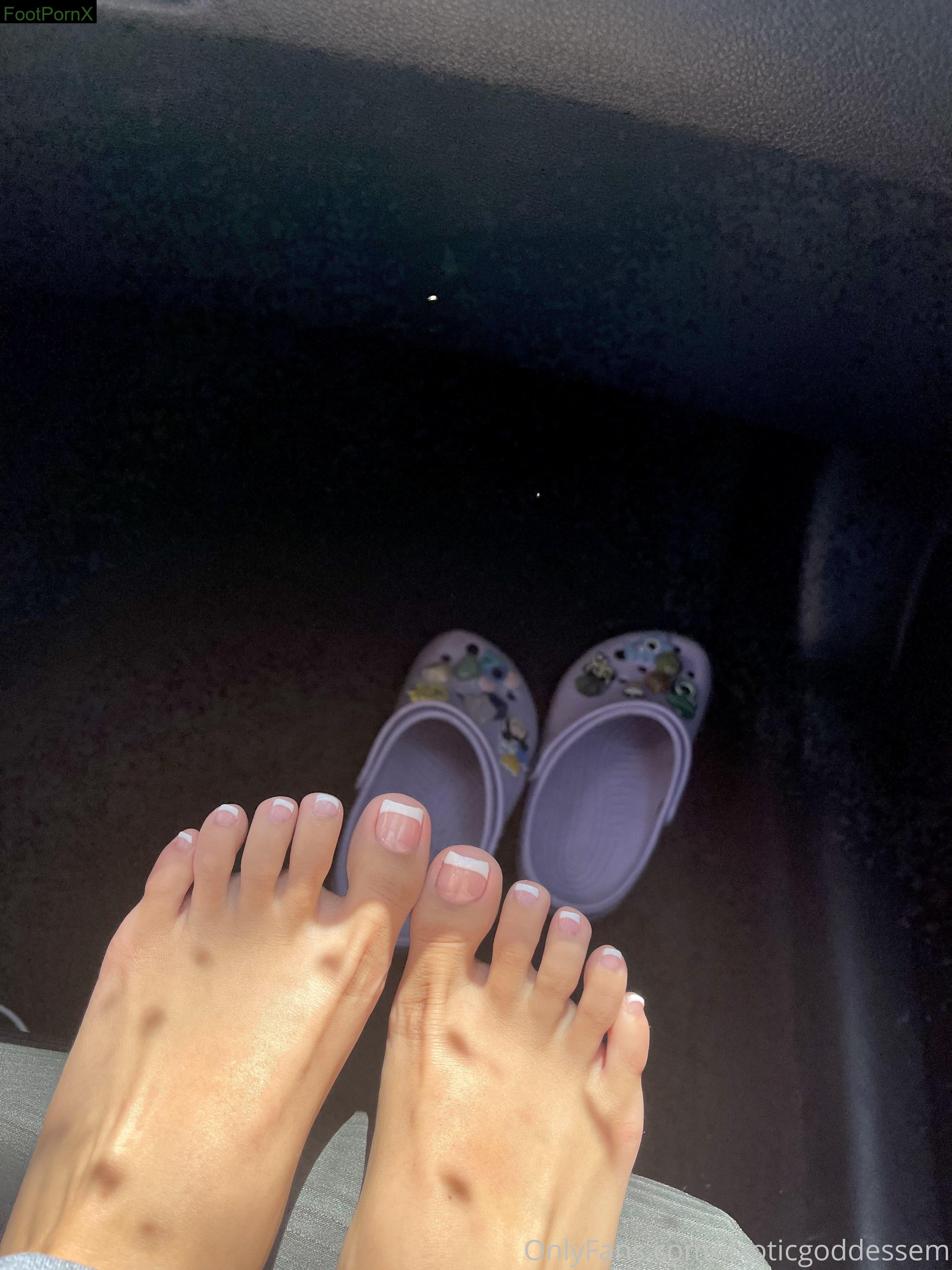 exoticgoddessem feet