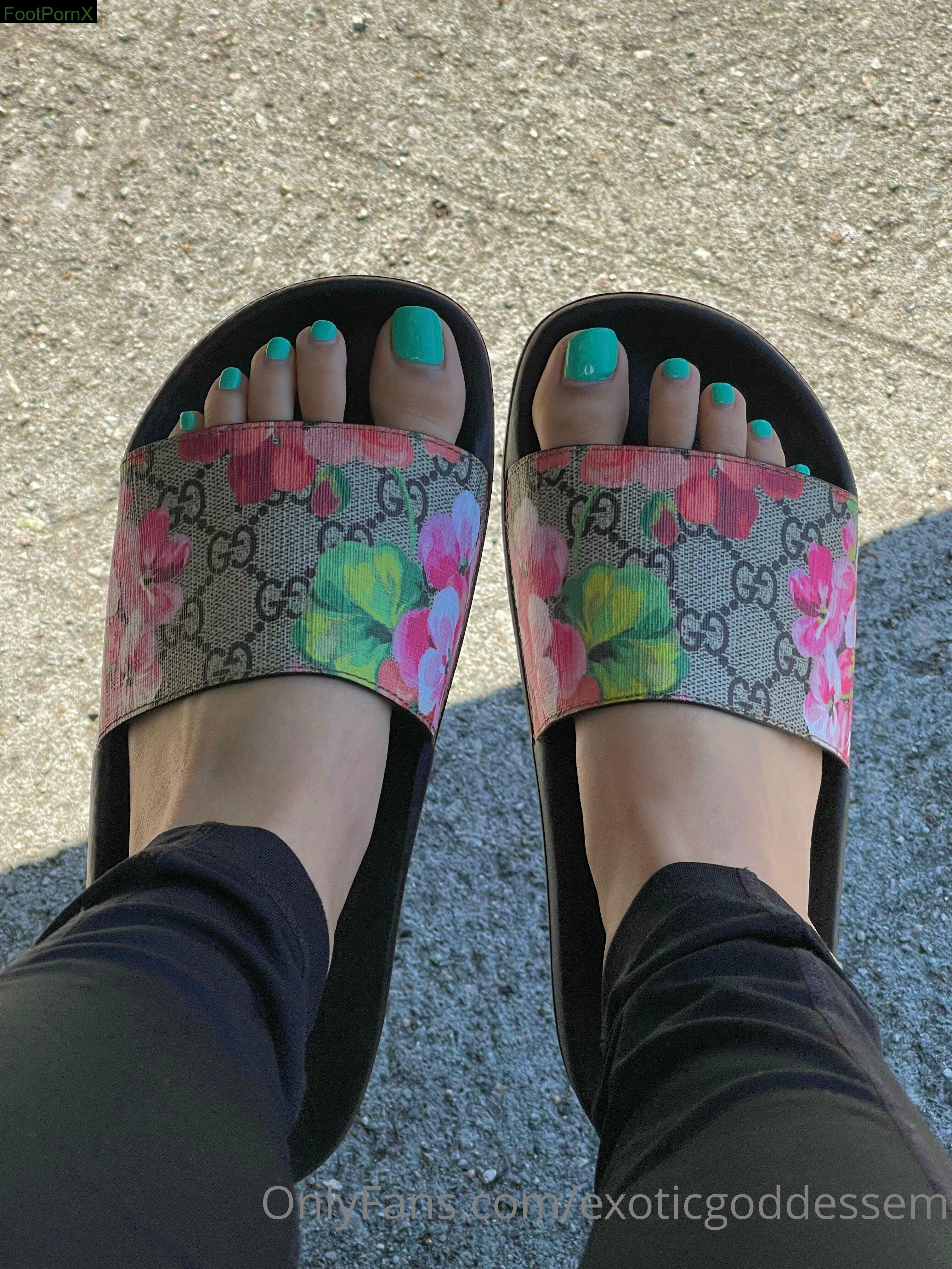 exoticgoddessem feet
