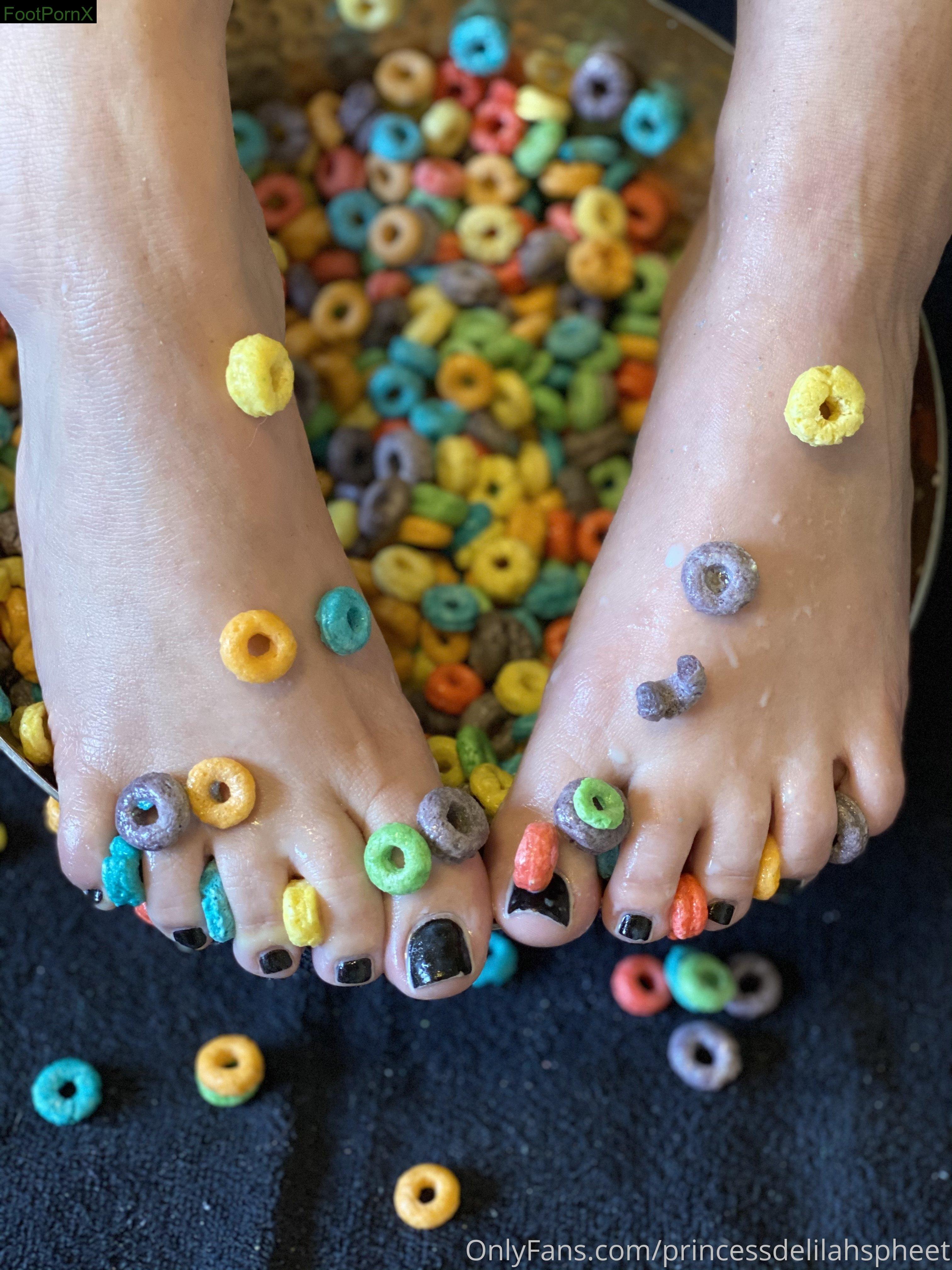 princessdelilahspheet feet