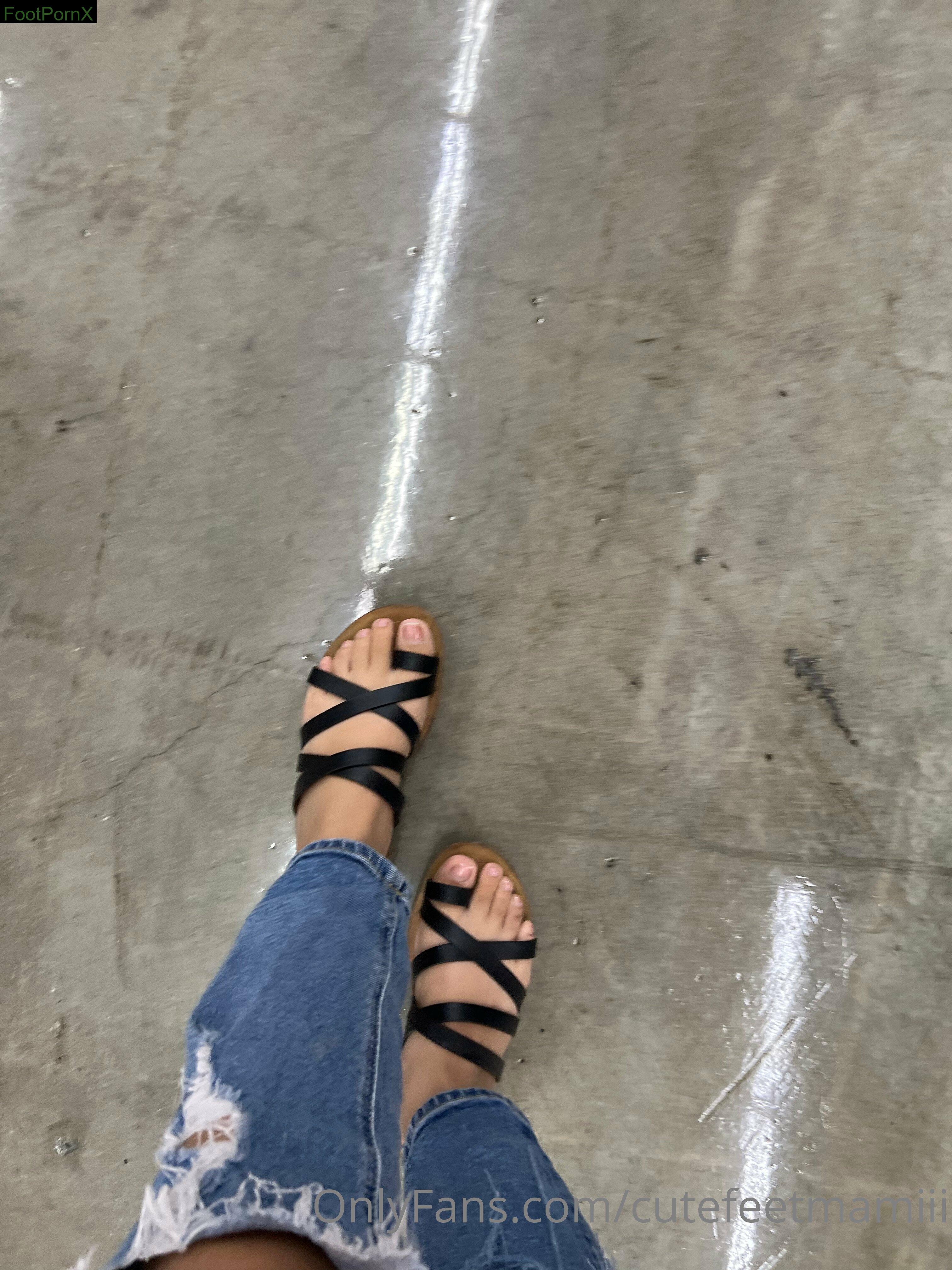 cutefeetmamiii feet