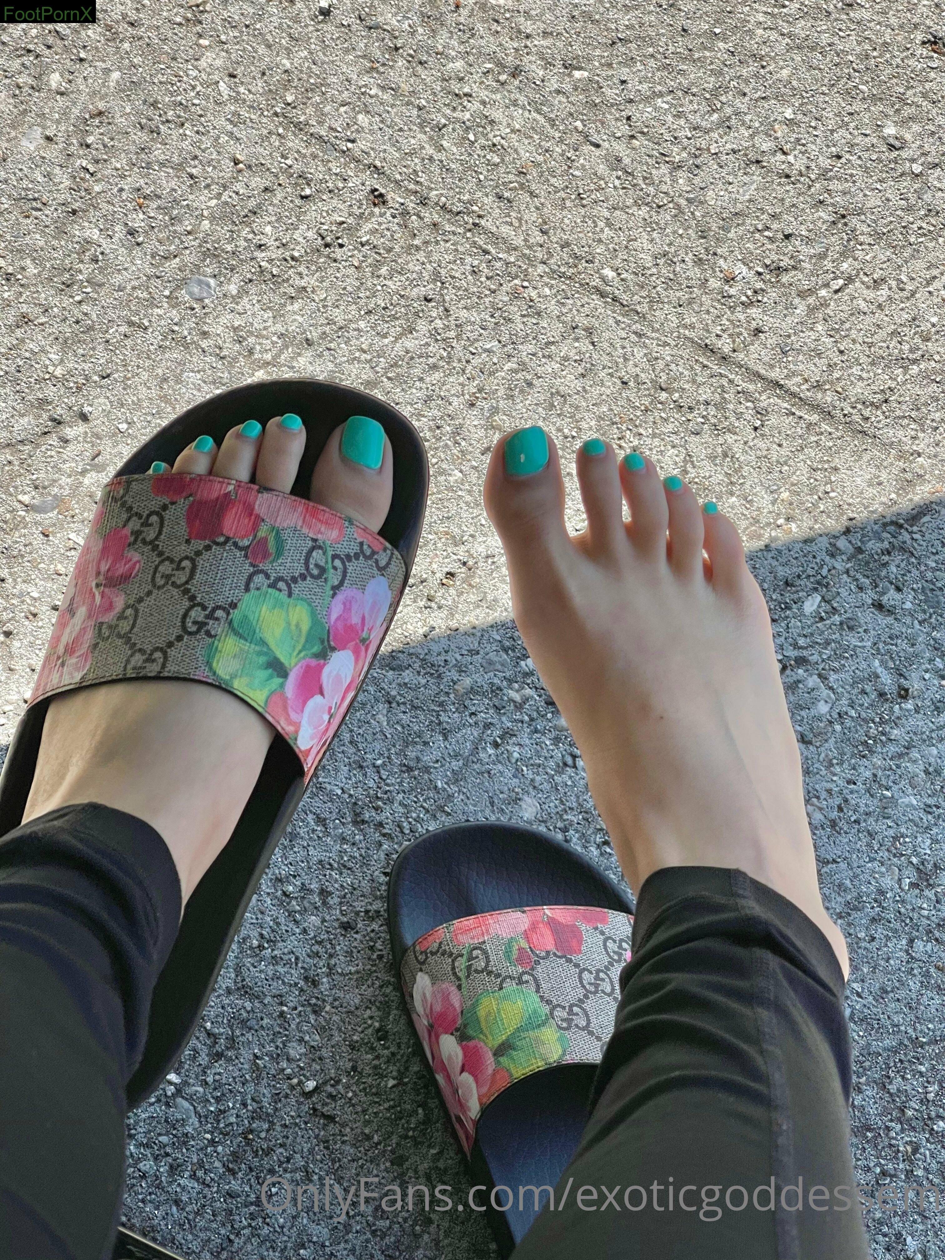 exoticgoddessem feet